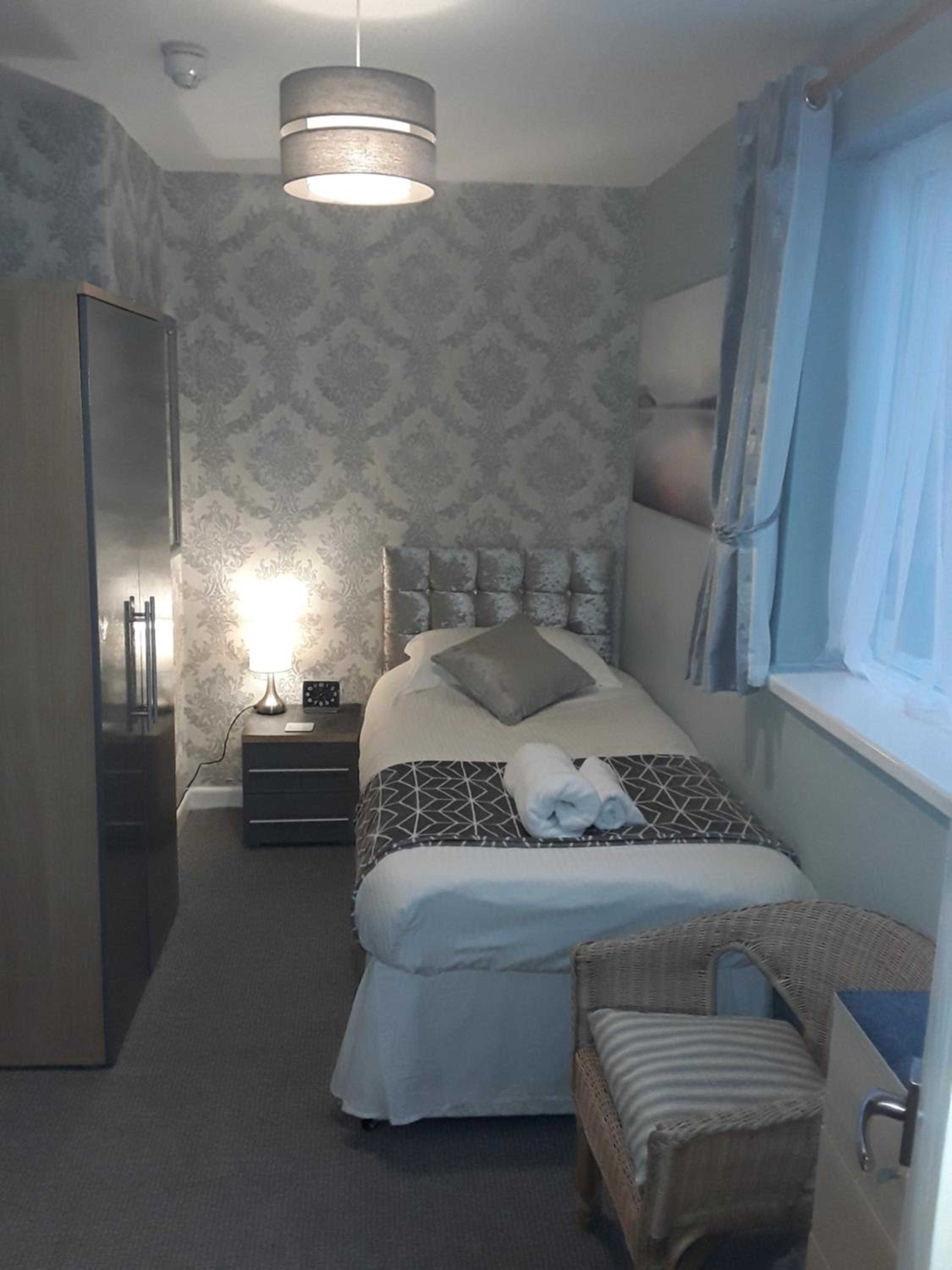 Large Single Room