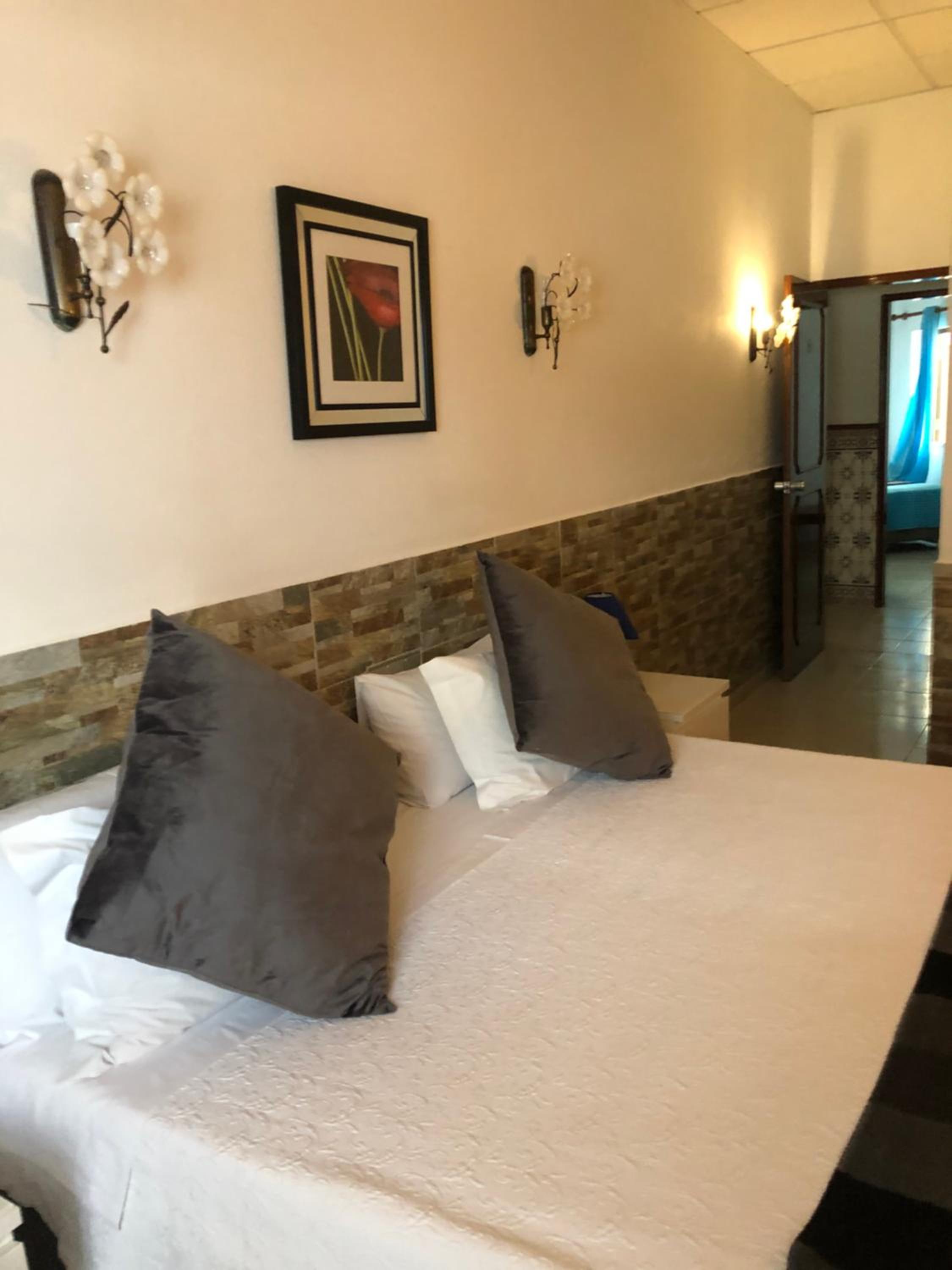 Double or Twin Room - Photo 1