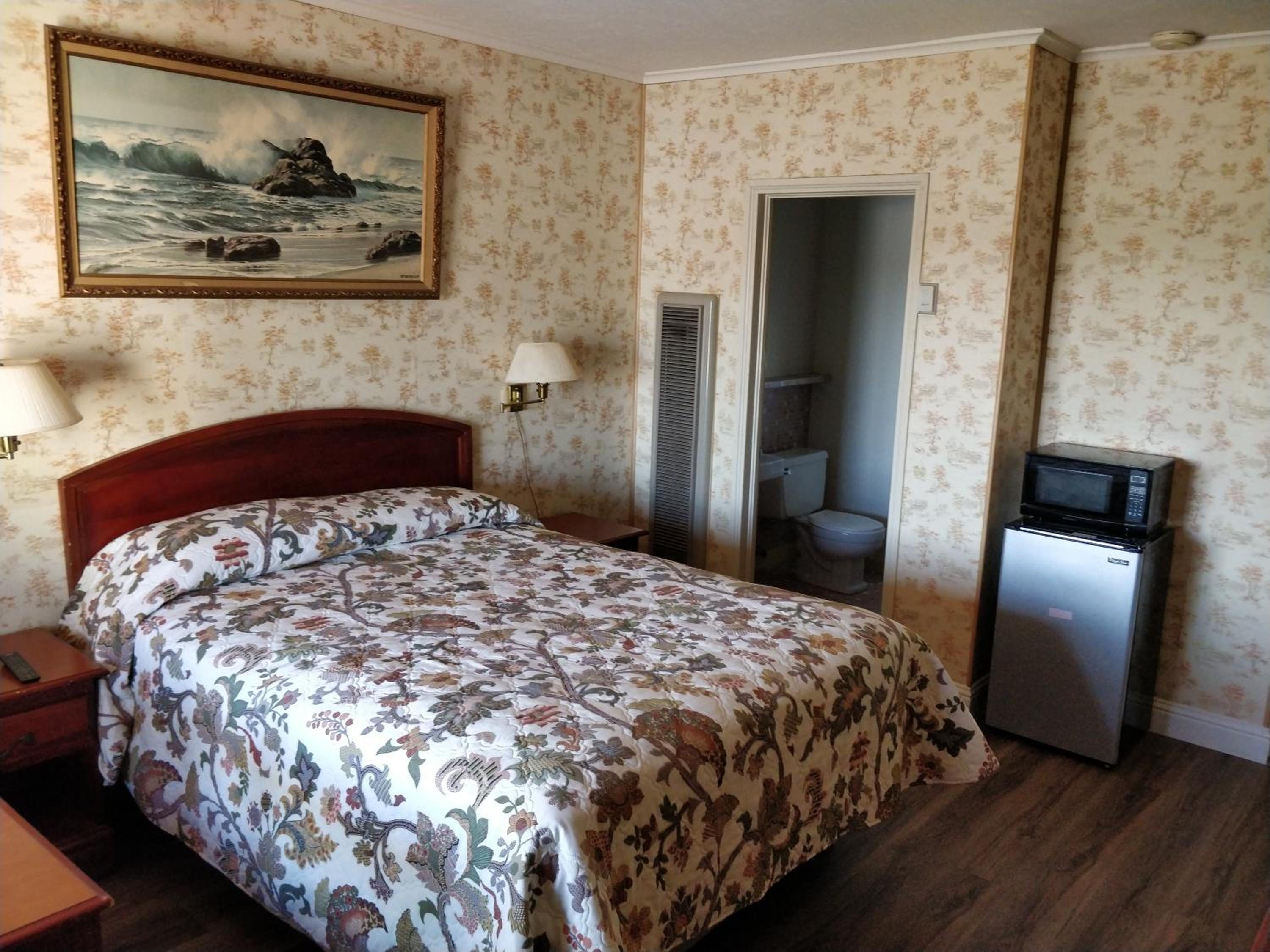 Queen Room - Photo 2