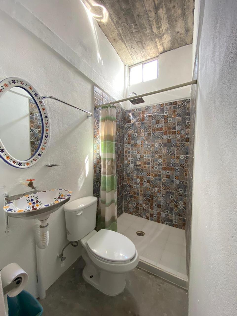 Triple Room with Private Bathroom photo 1