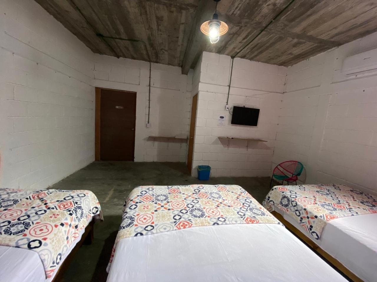 Triple Room with Private Bathroom photo 3