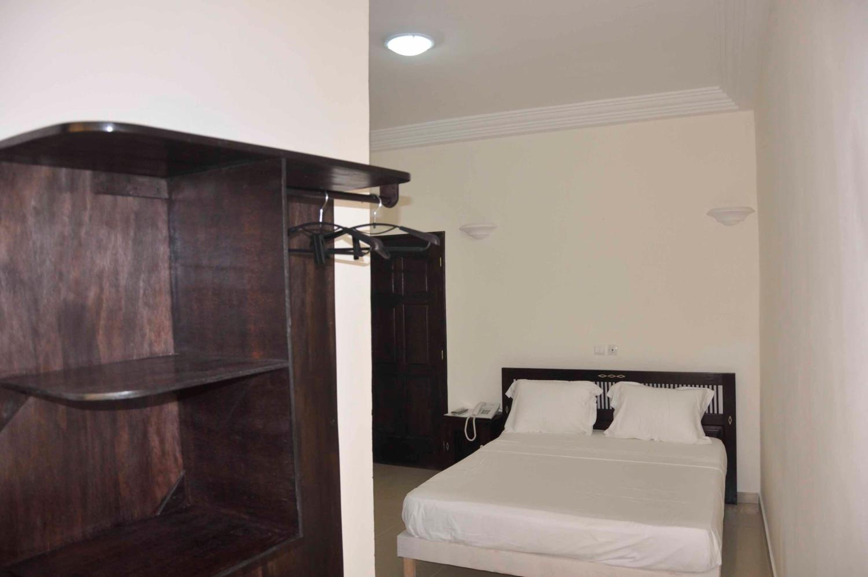 Budget Double Room photo 2