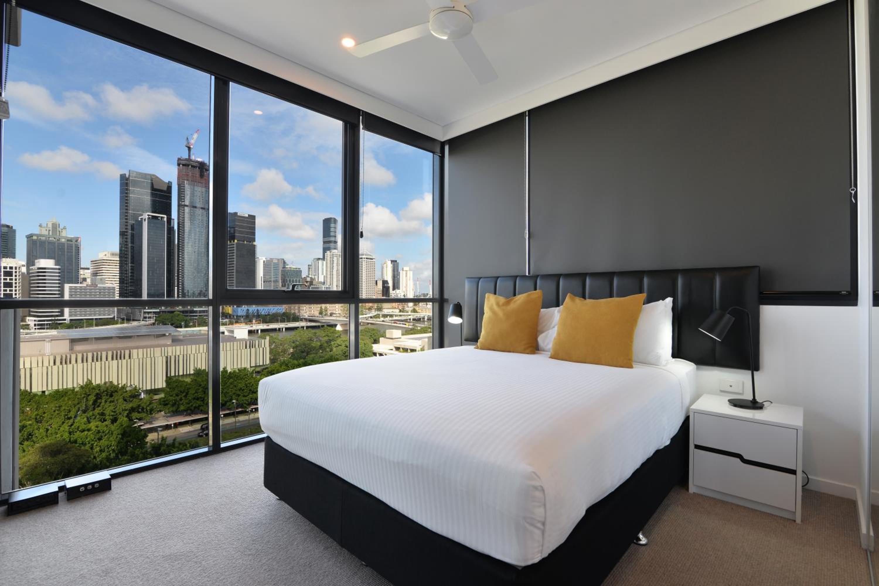 Two Bedroom Two Bathroom City View Apartment