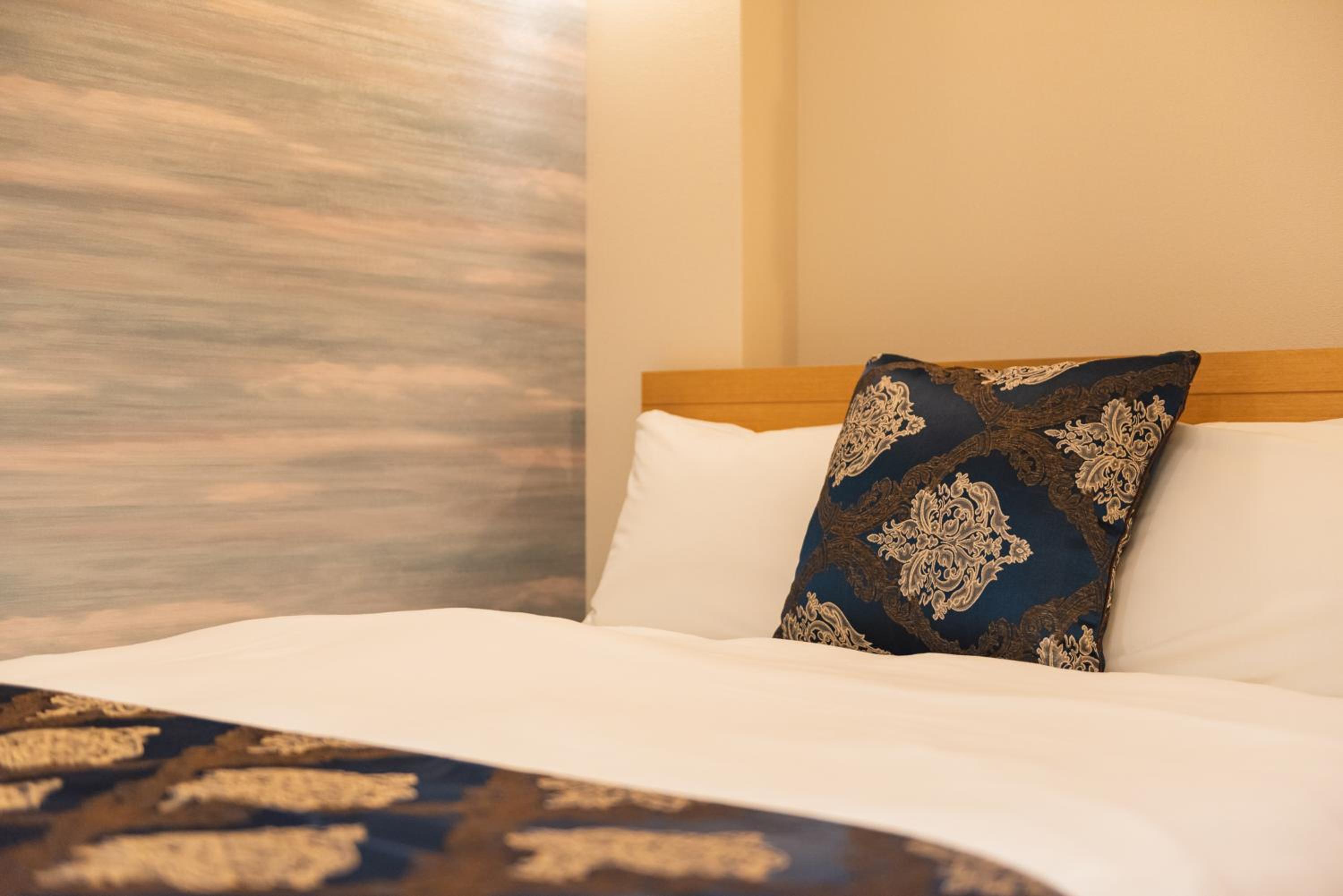 Standard Double Room with Two Double Beds - Photo 2