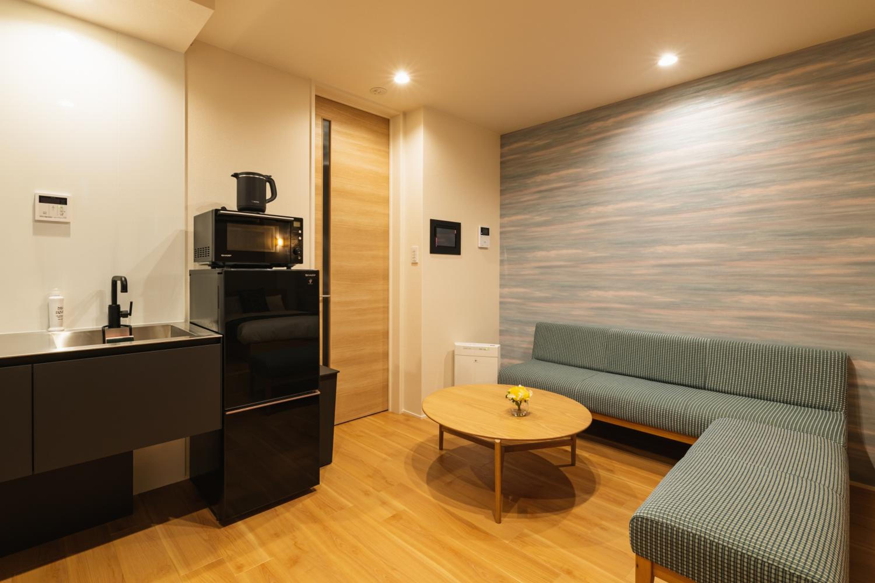 Standard Double Room with Two Double Beds - Photo 9