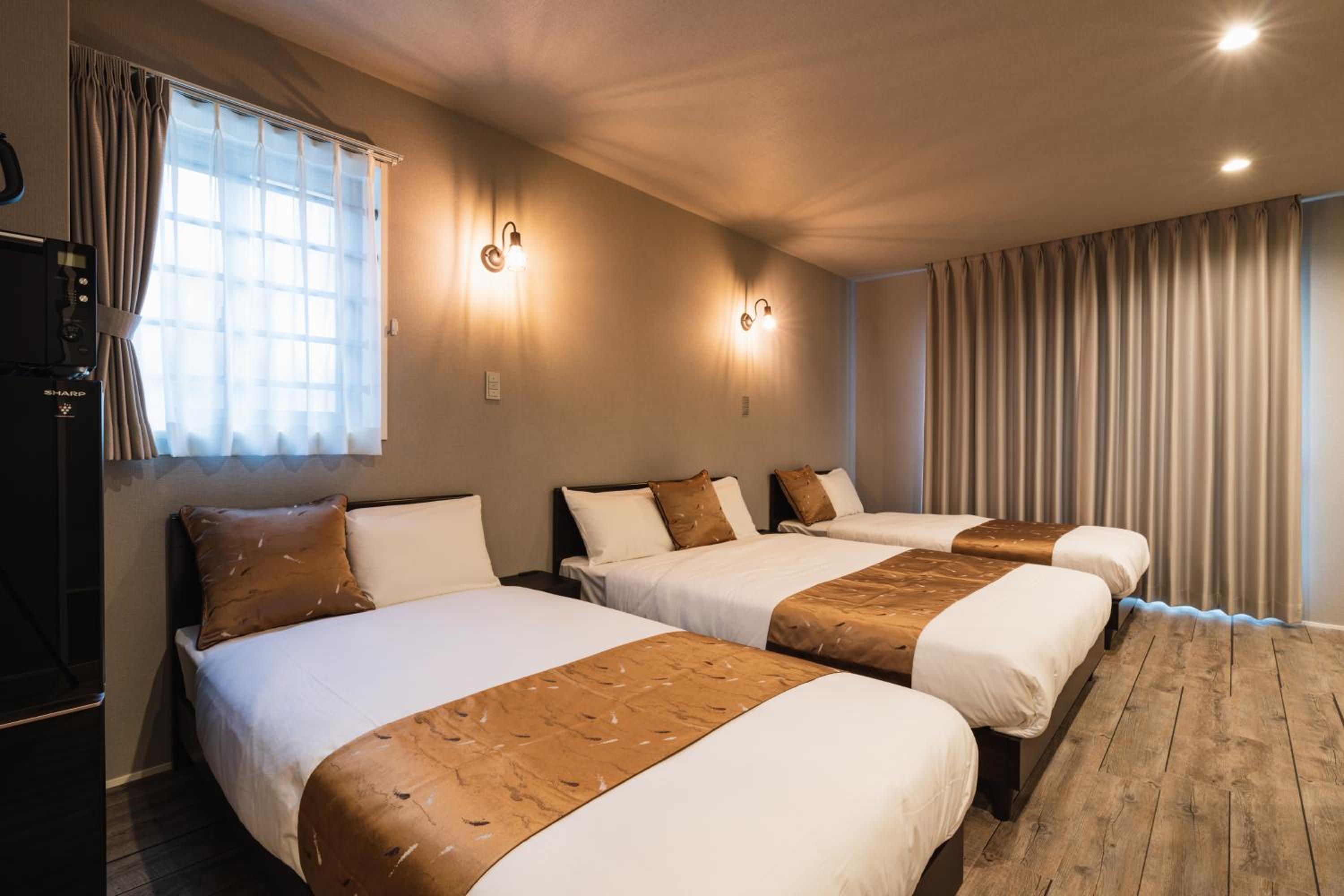 Standard Triple Room - Photo 26