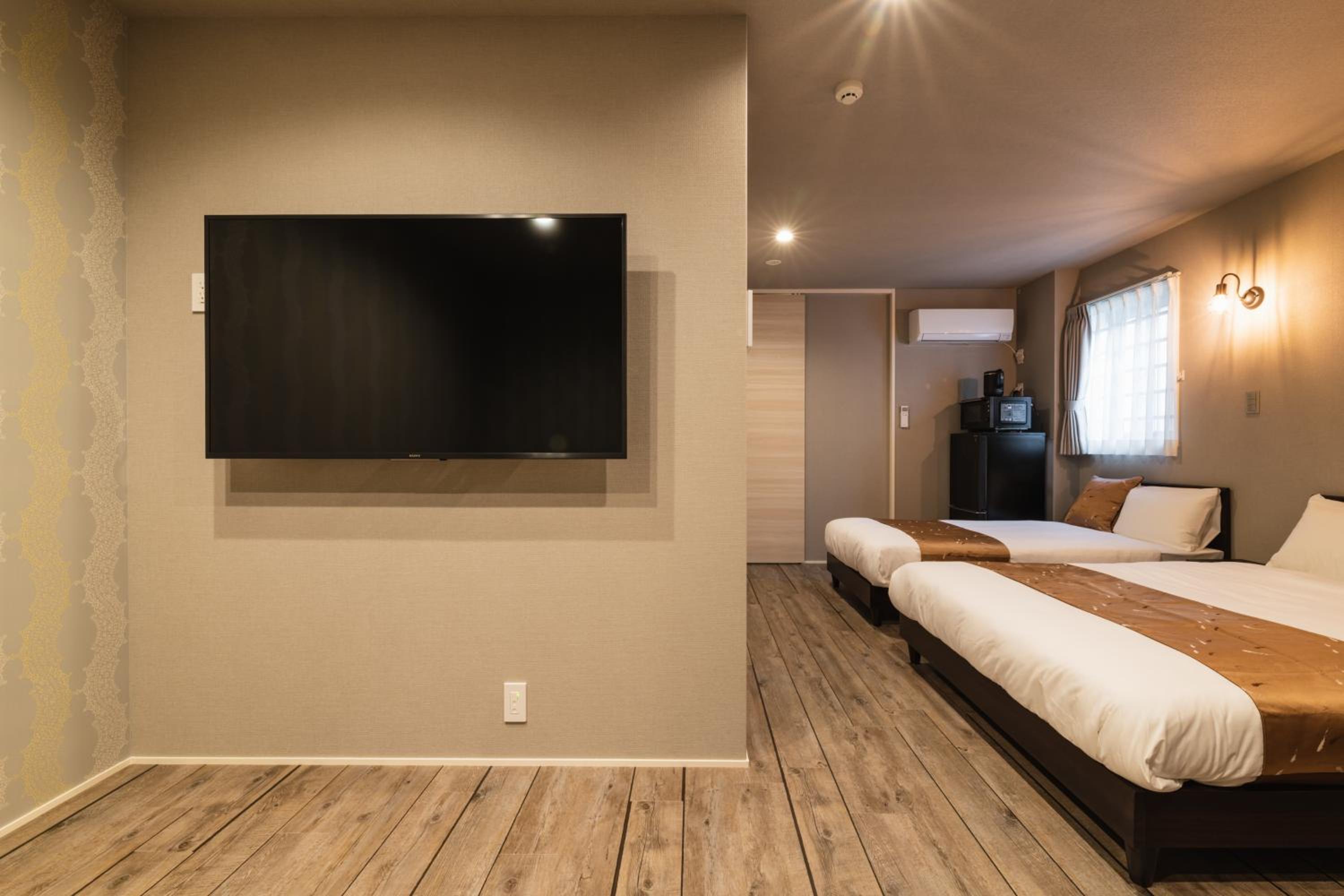 Standard Triple Room - Photo 25