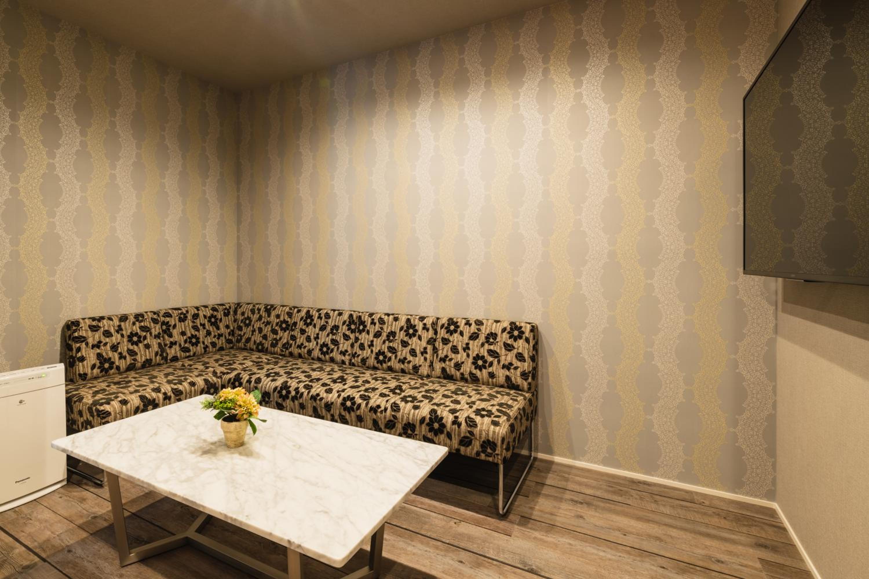 Standard Triple Room - Photo 8