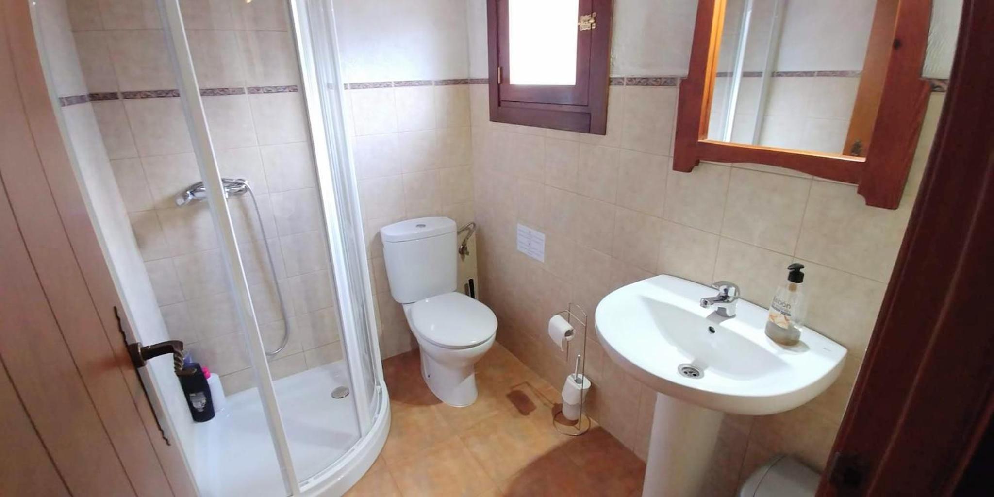 One-Bedroom House - Photo 16