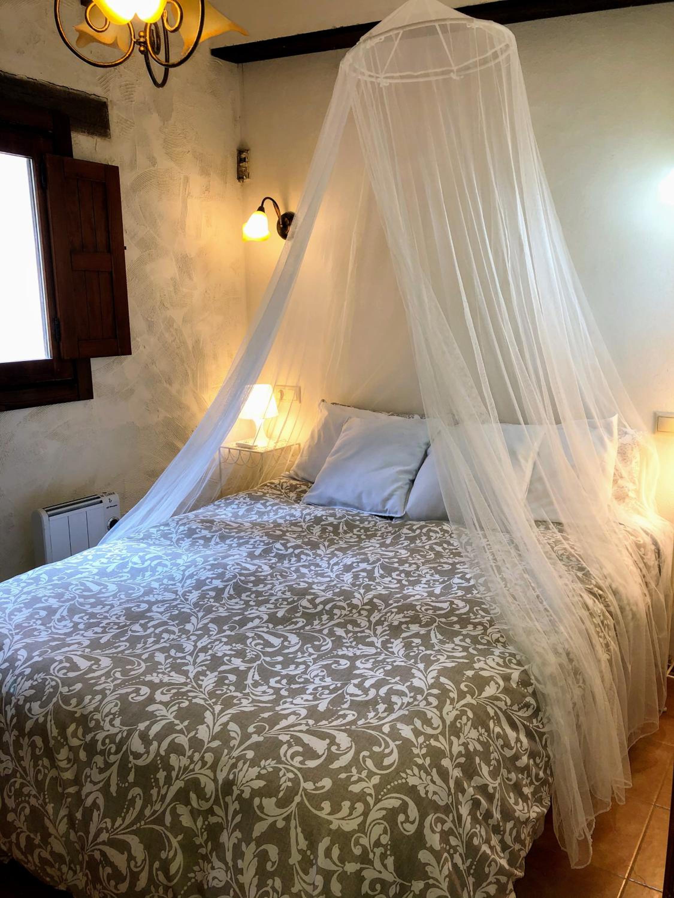 One-Bedroom House - Photo 13