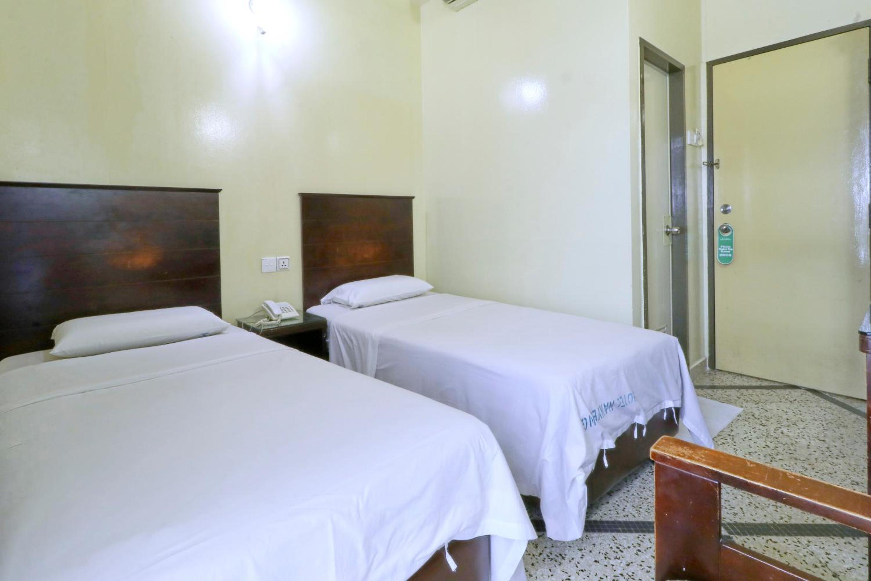 Standard Double or Twin Room photo 3