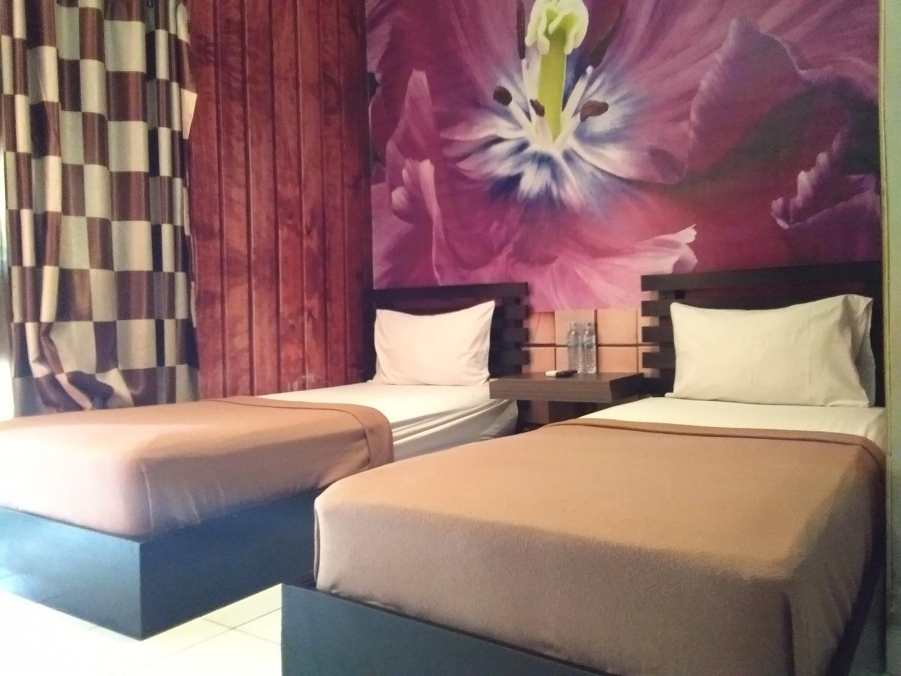 Double or Twin Room - Photo 1