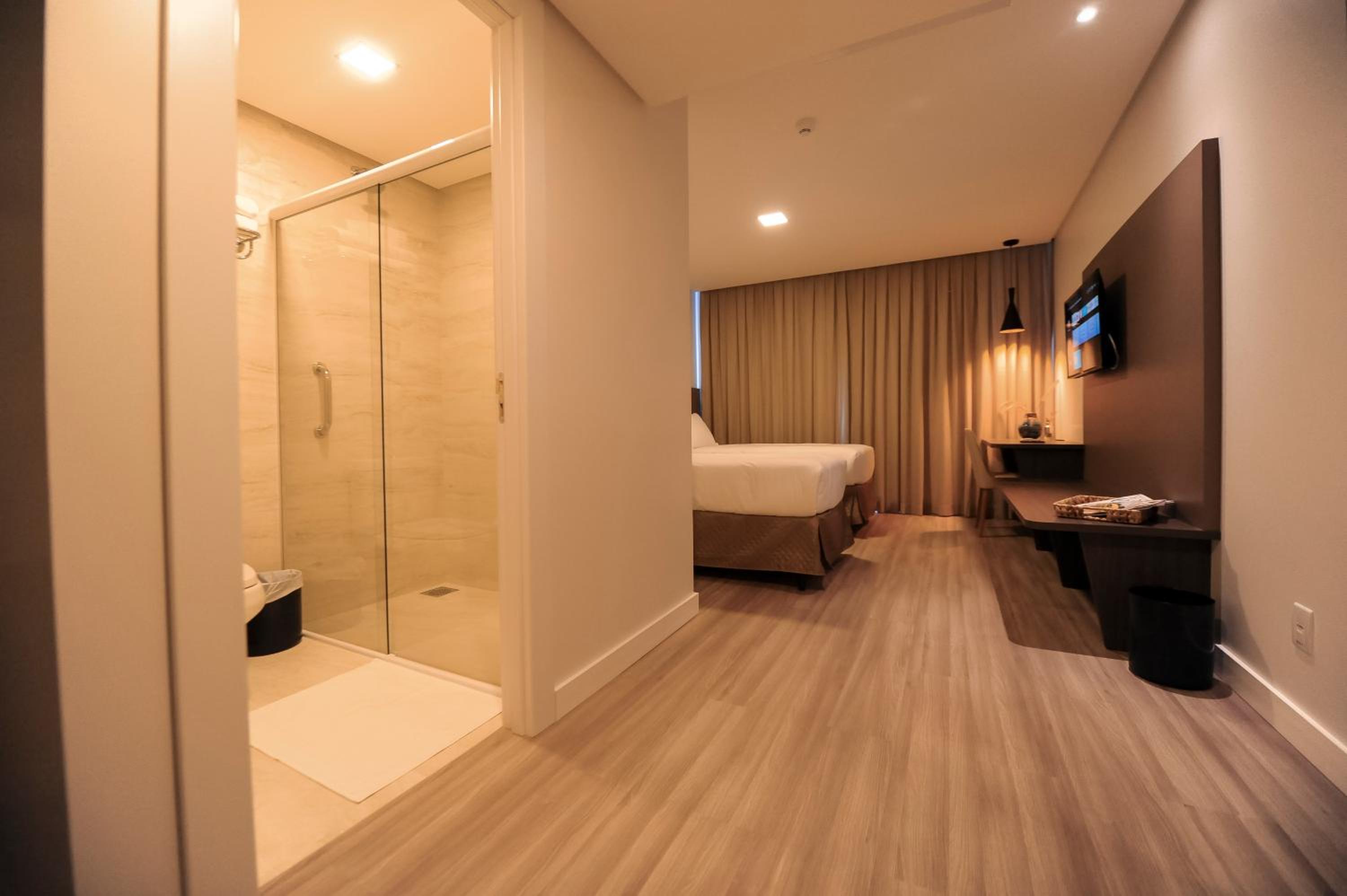 Twin Room - Photo 4