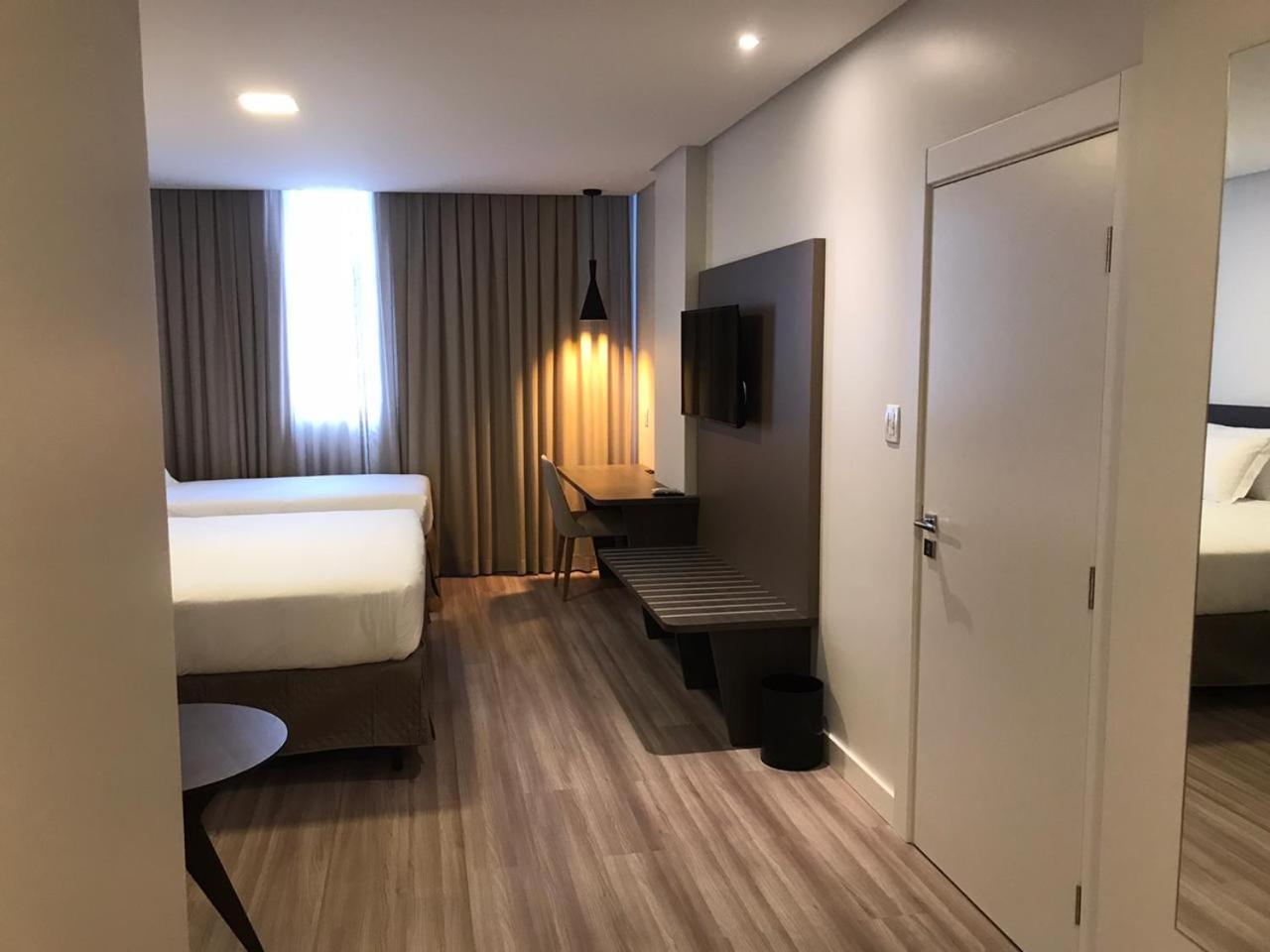 Twin Room - Photo 7