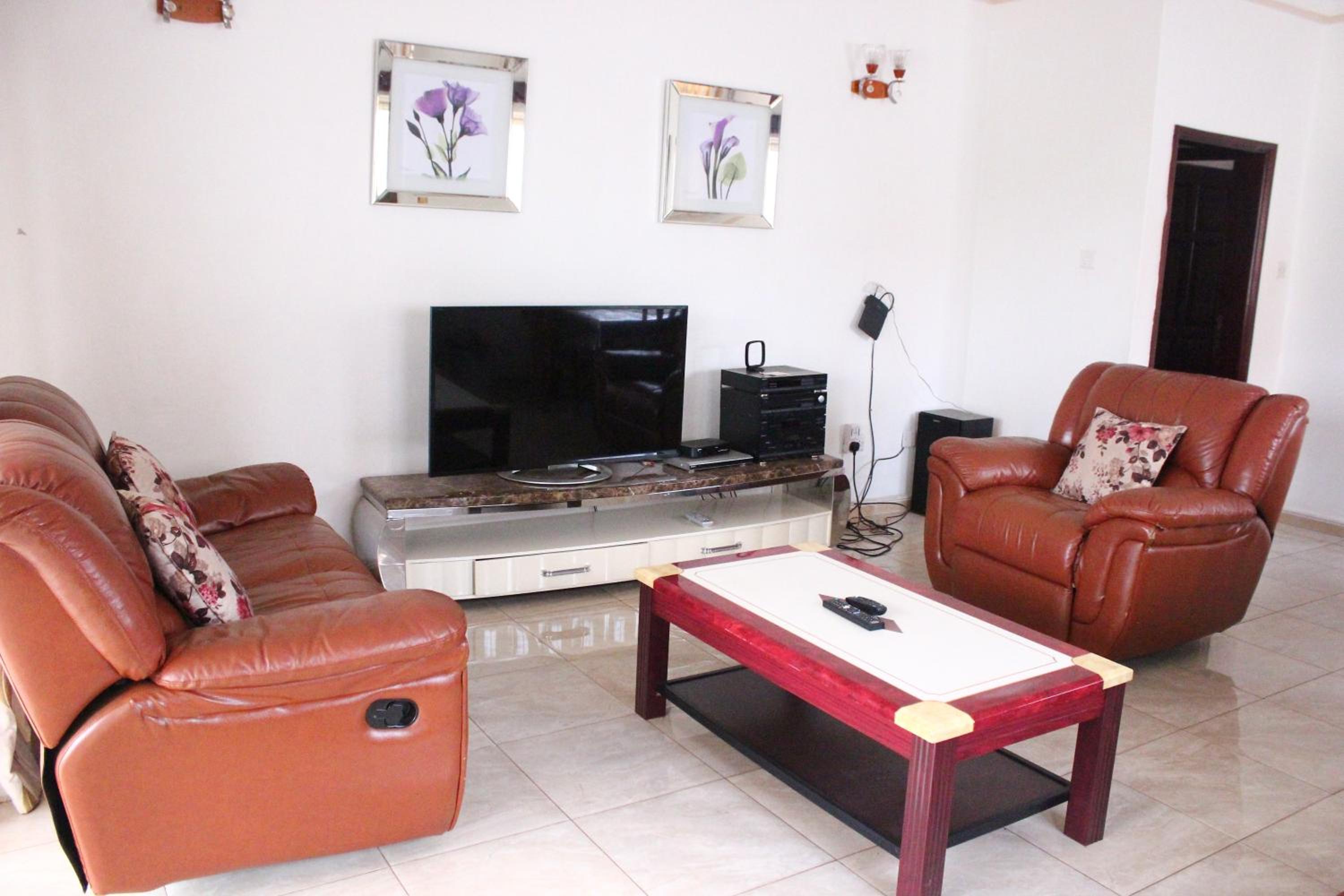 Two-Bedroom House photo 1