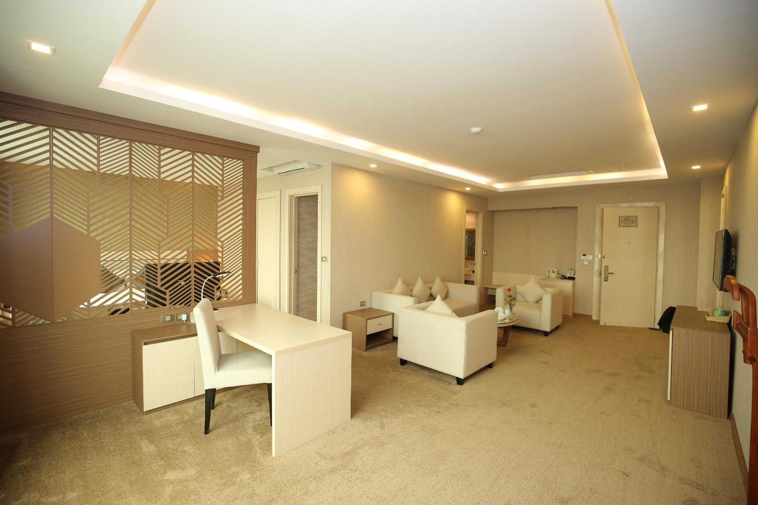 Executive Suite photo 3