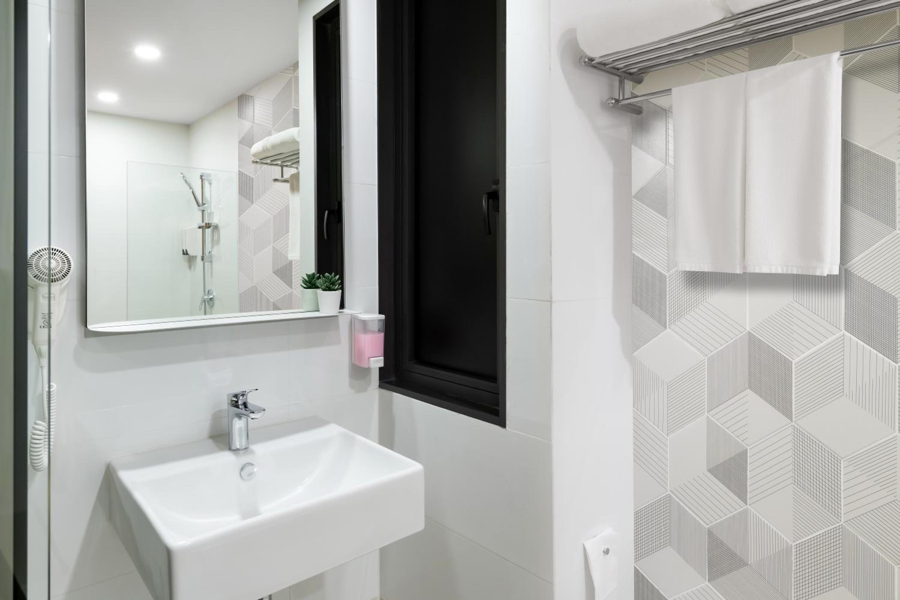 Duplex Twin Room photo 3