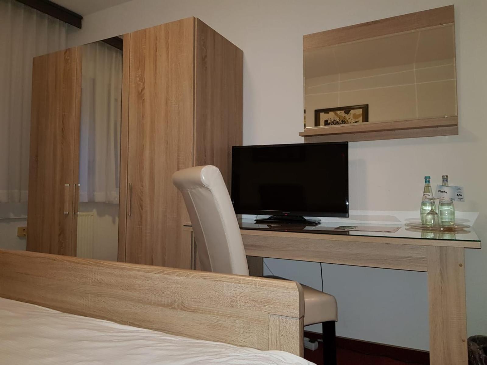 Quadruple Room with Shared Bathroom