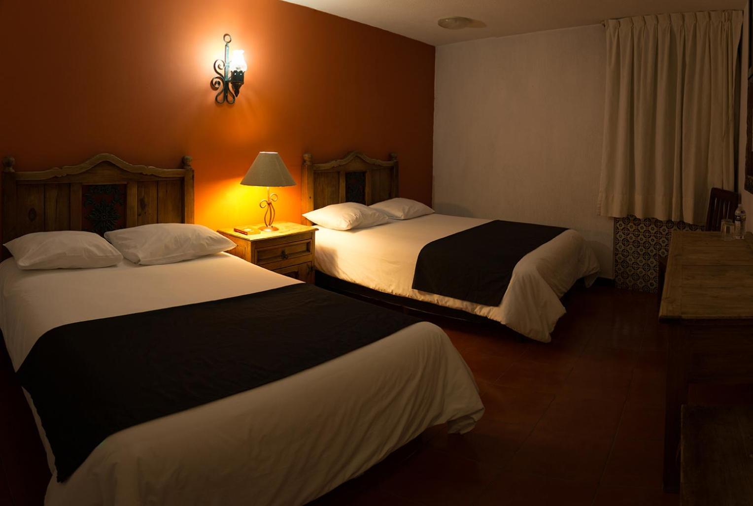 Double Room with Two Double Beds - Photo 1