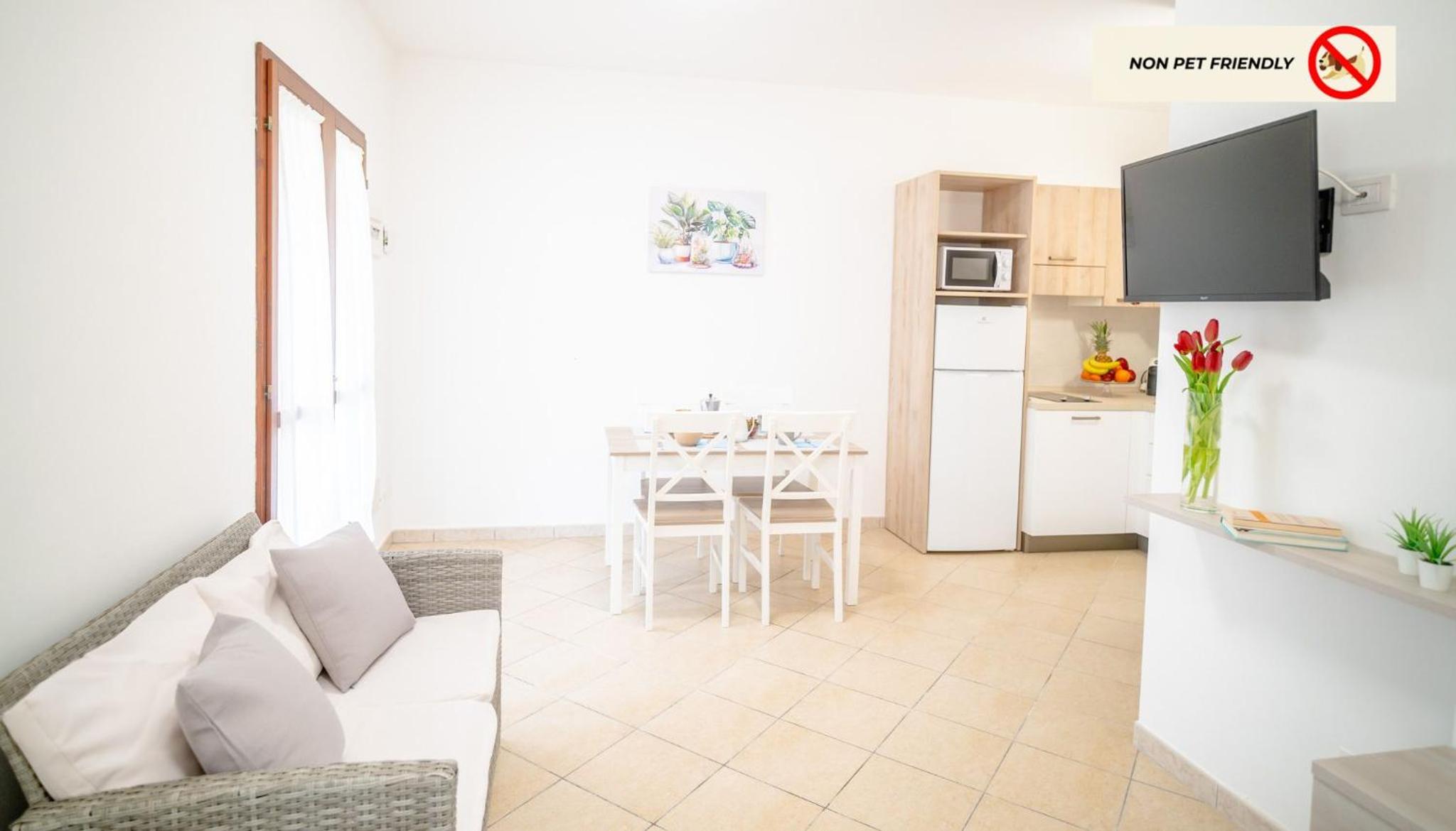 Apartment with Garden View