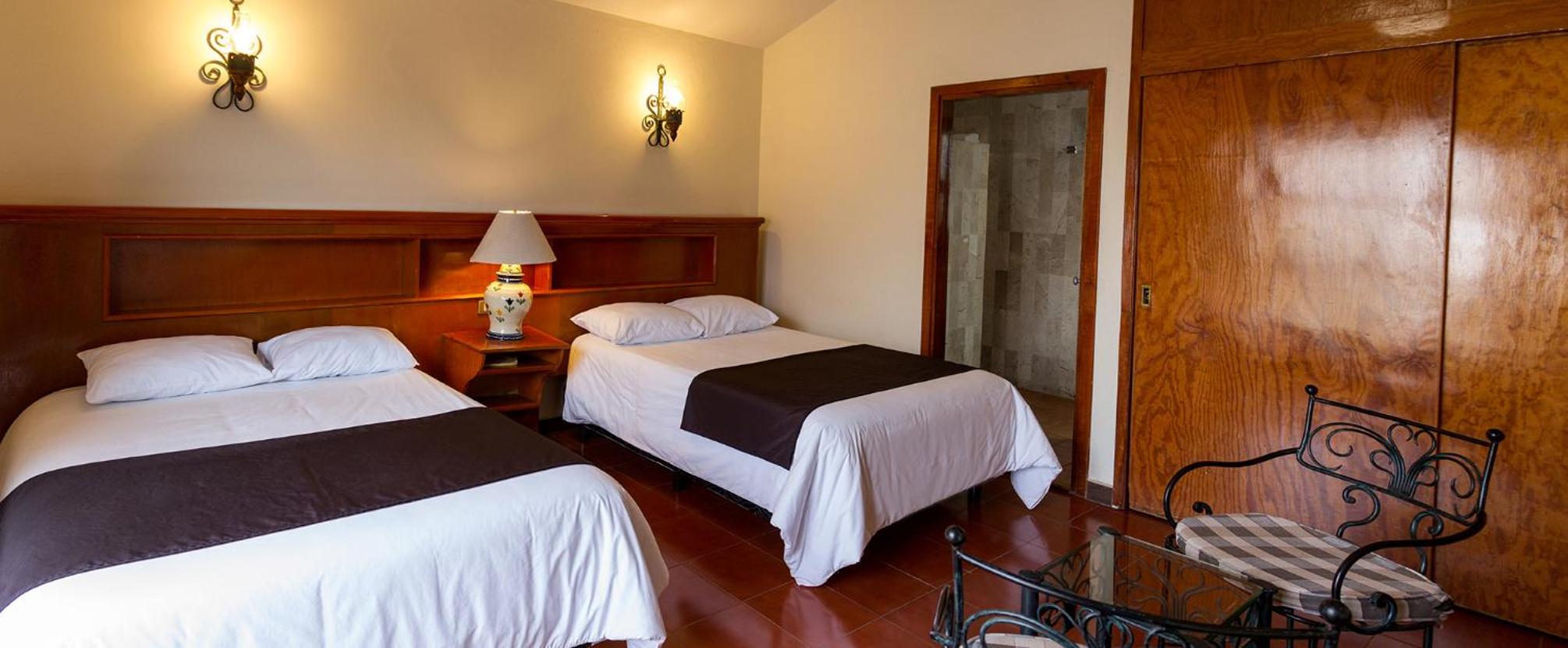 Budget Twin Room - Photo 3