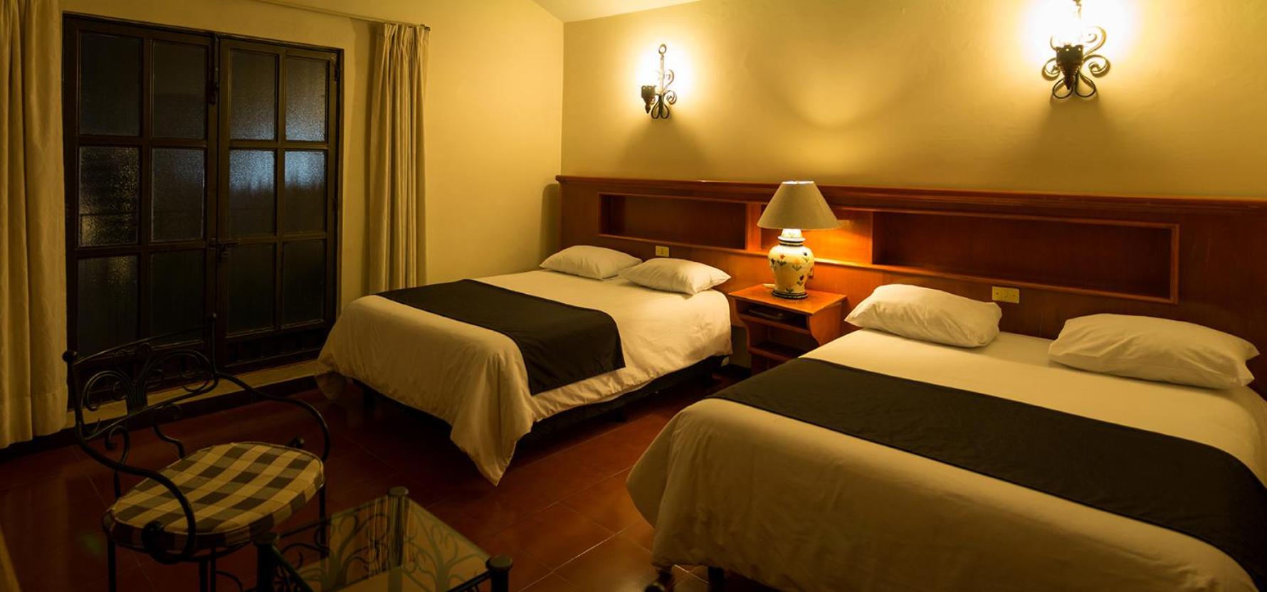 Budget Twin Room - Photo 2