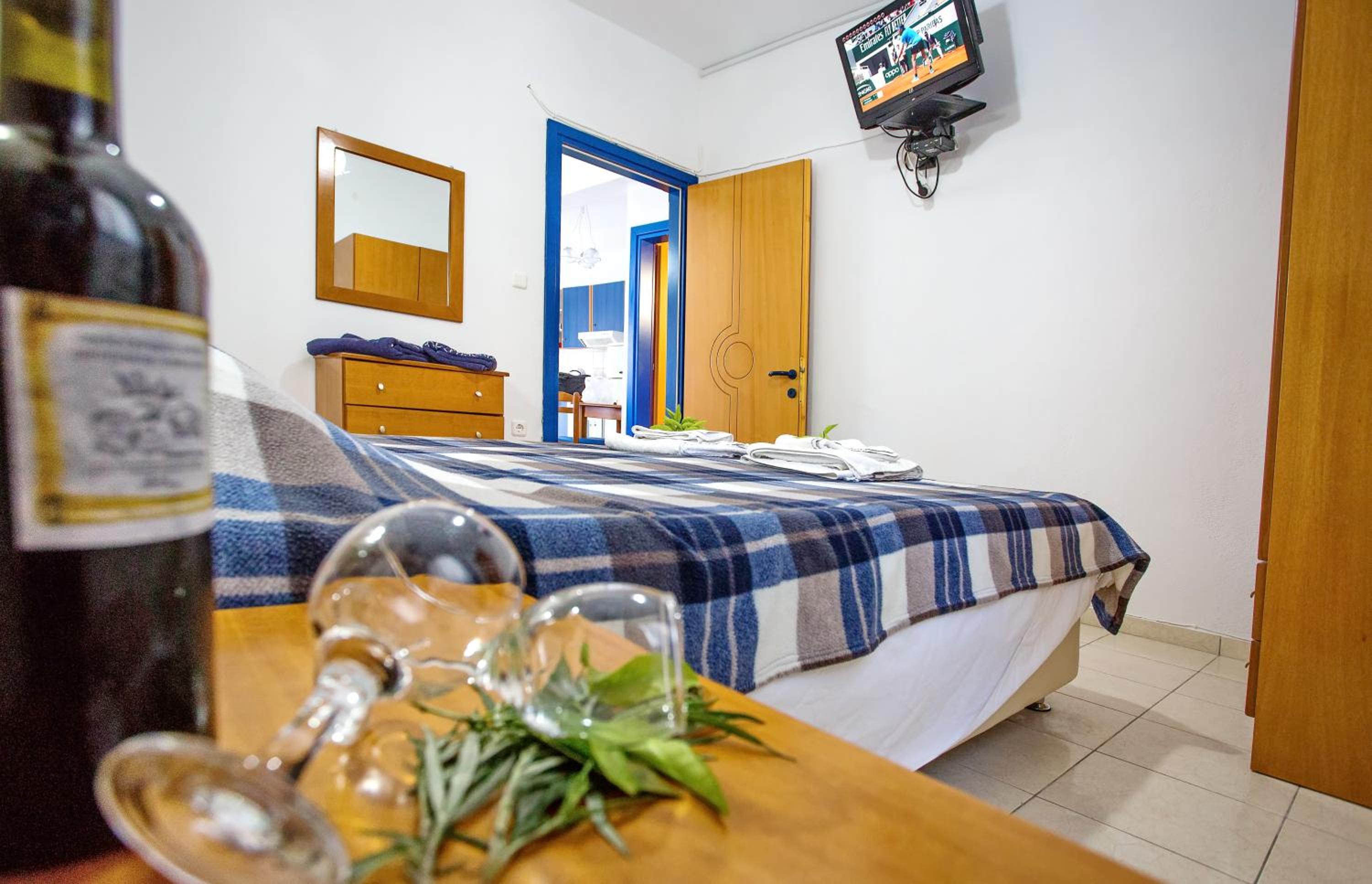 Apartment (5 Adults)