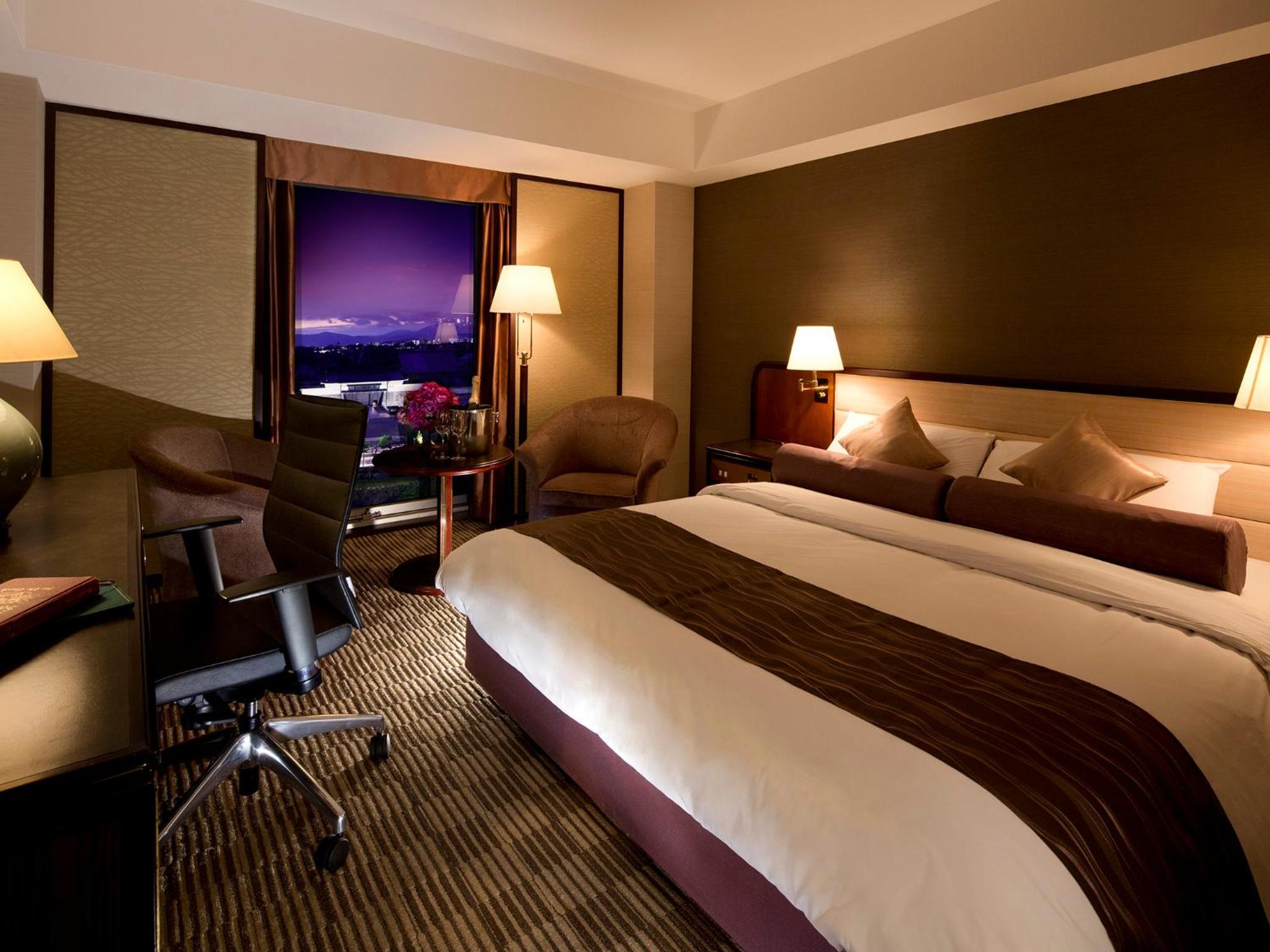 Deluxe Double Room with Castle View - Non-Smoking - Photo 2