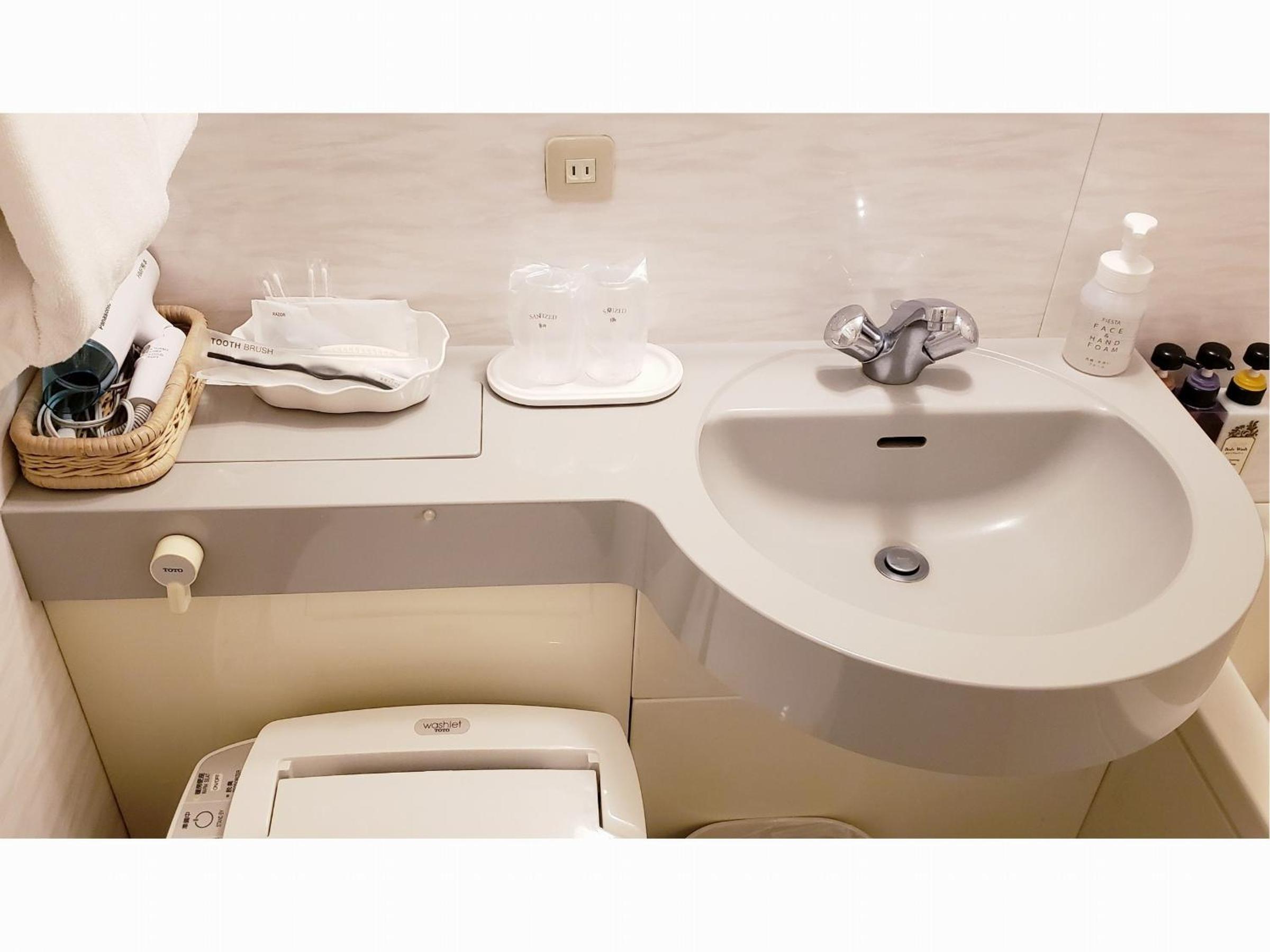 Double Room - Non-Smoking  - Photo 4