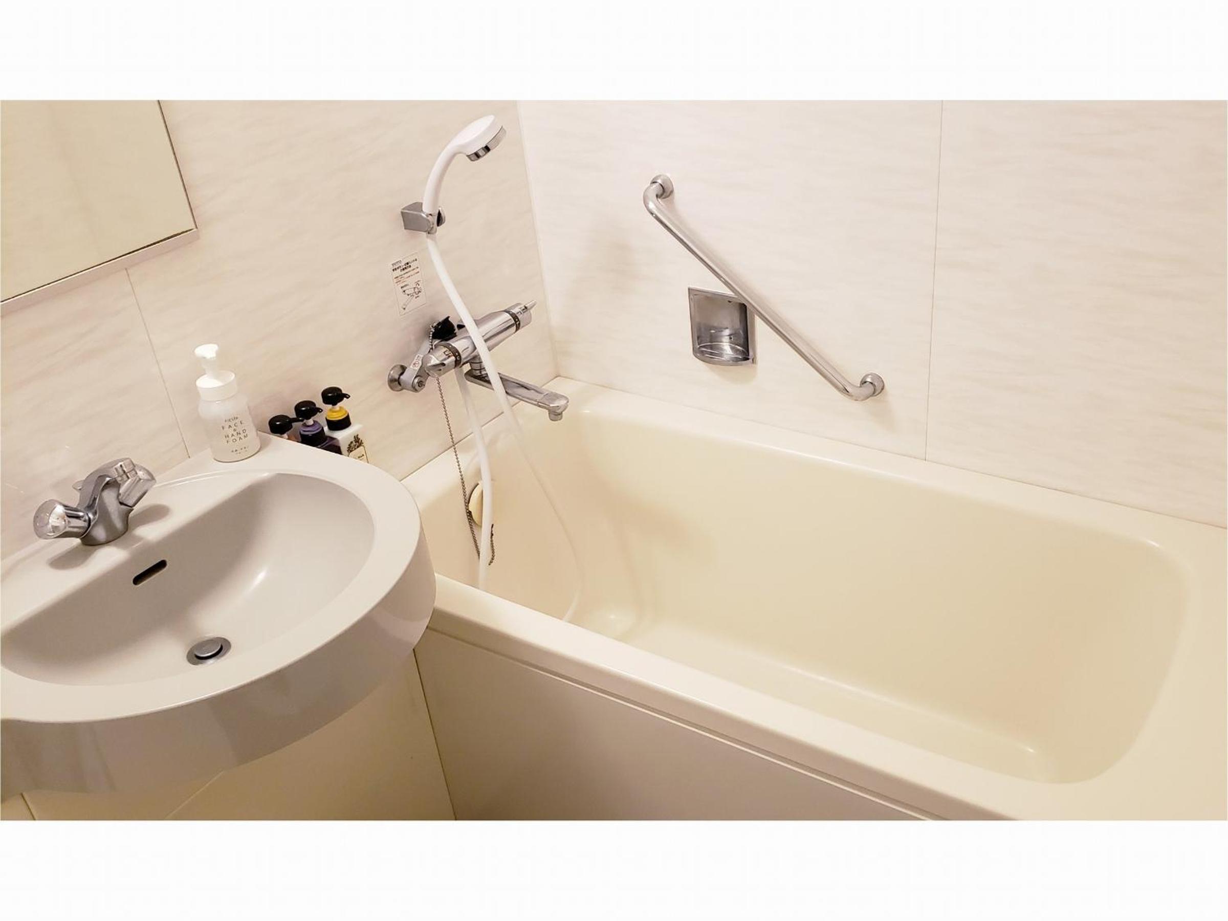 Double Room - Non-Smoking  - Photo 5