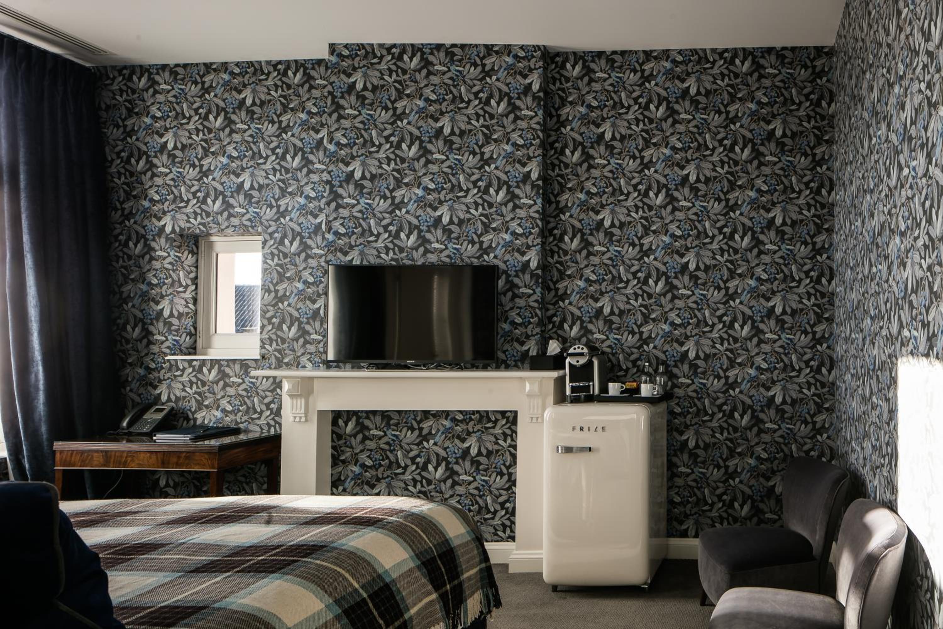Heritage Room - Photo 9