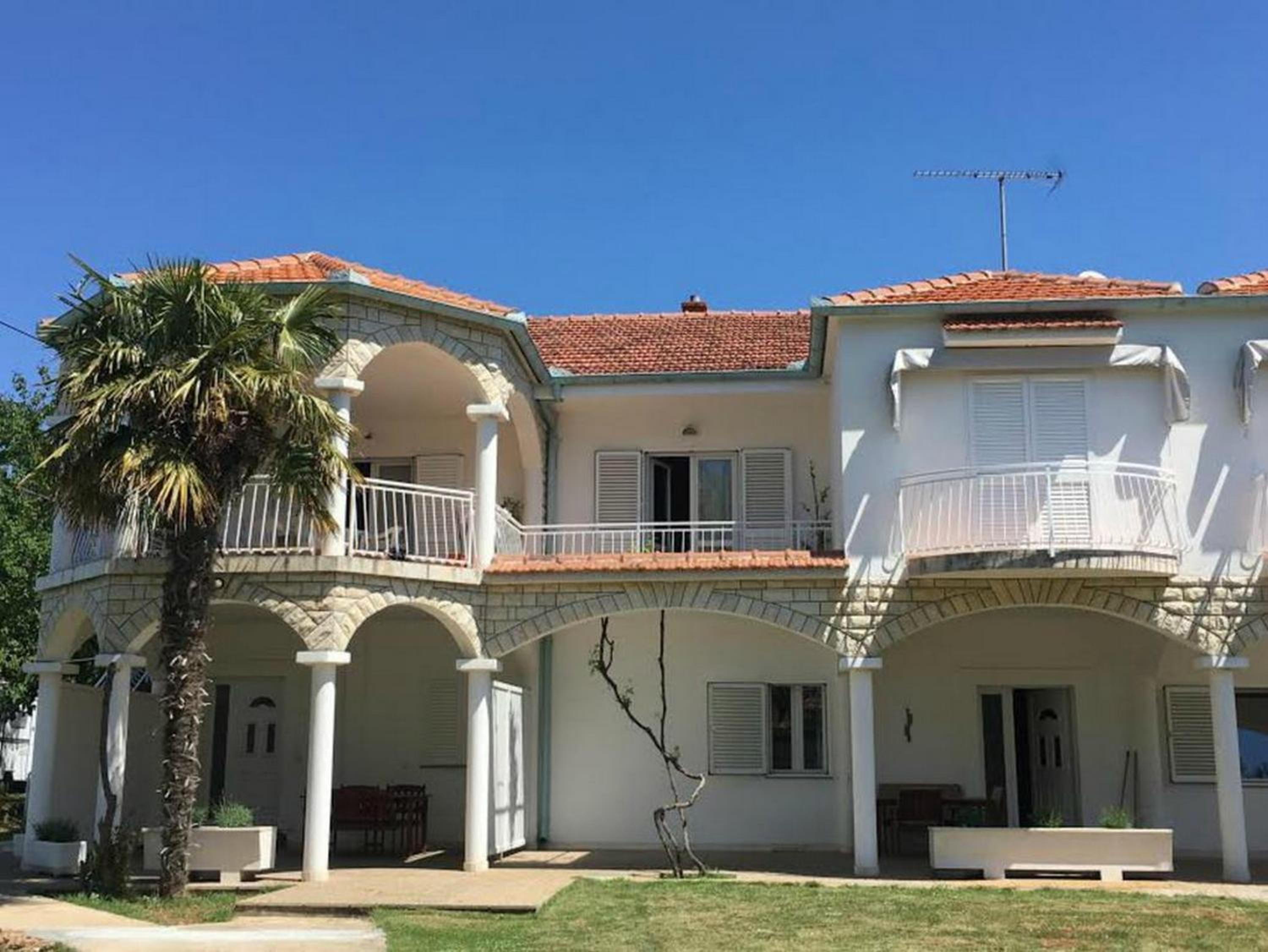 One Bedroom Apartment with Balcony and Sea View photo 2