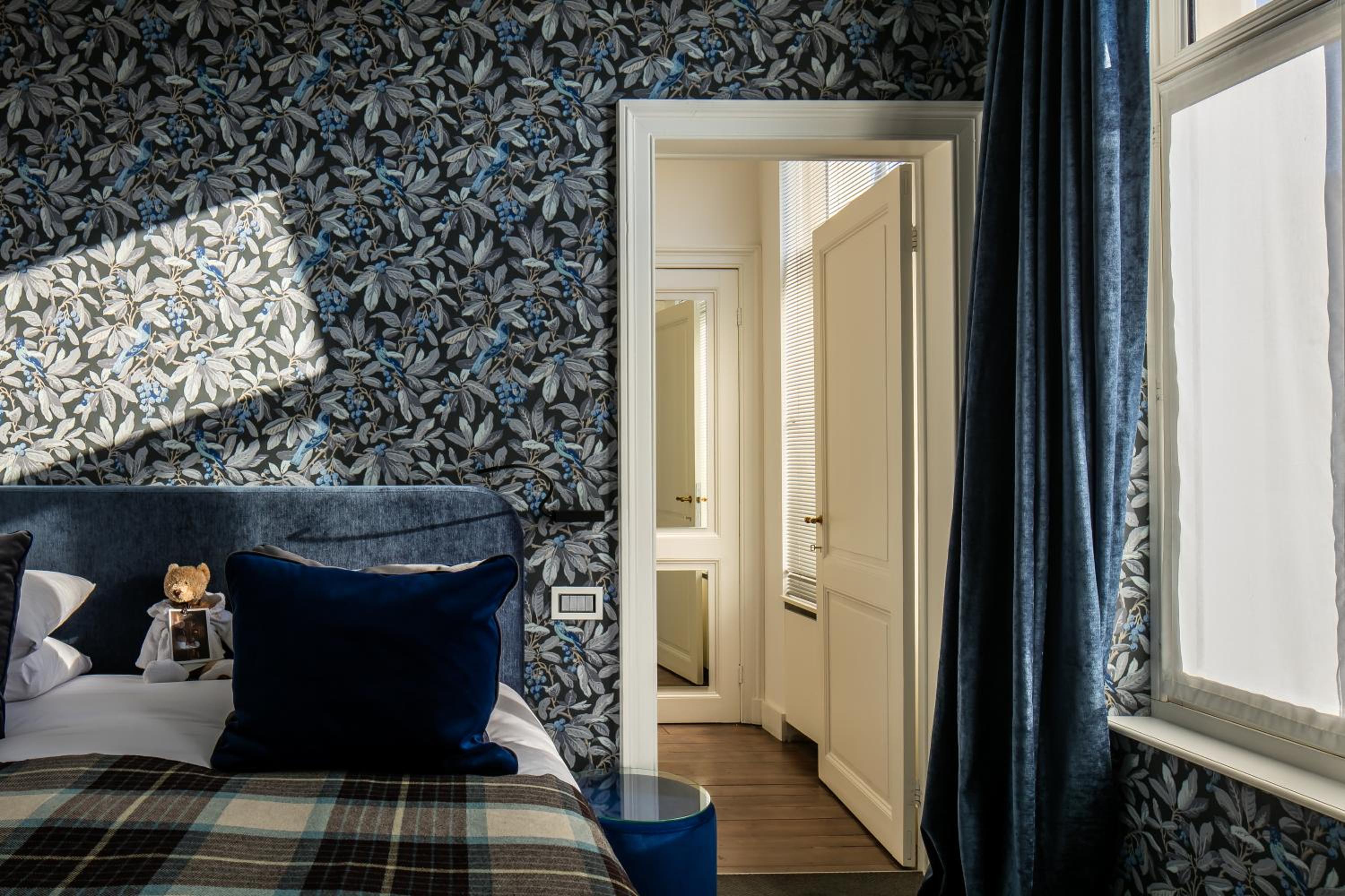 Heritage Room - Photo 11