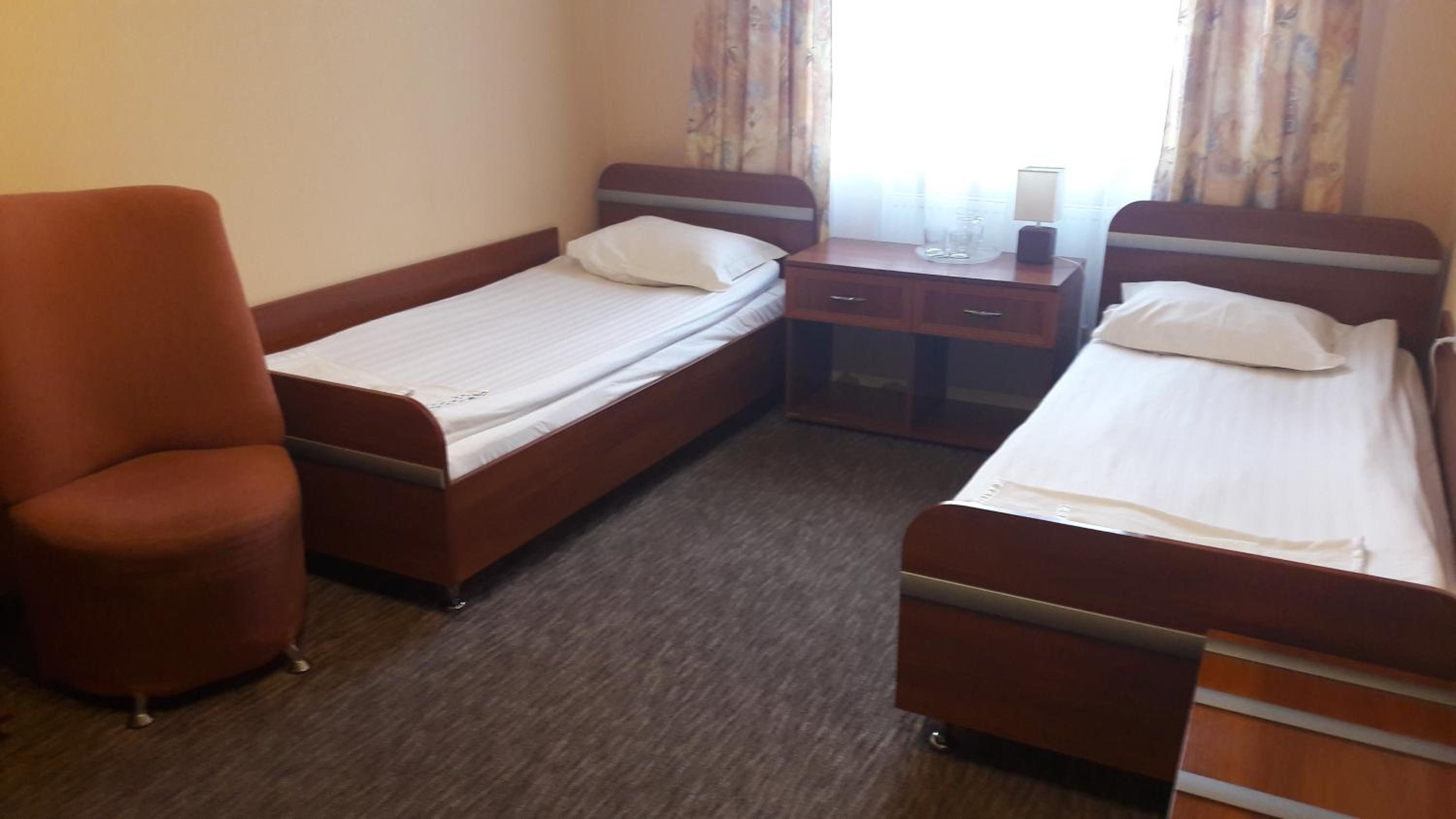 Standard Twin Room photo 2