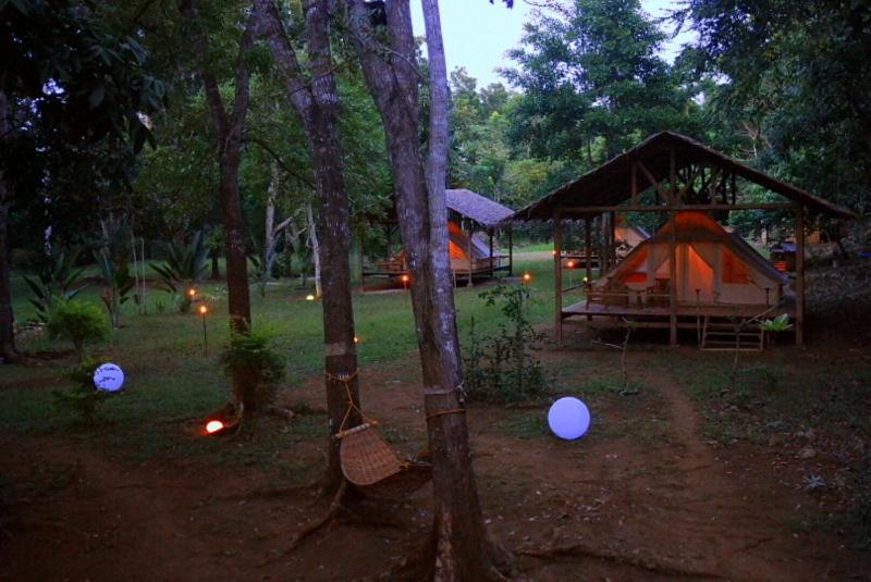 Tent - Photo 3