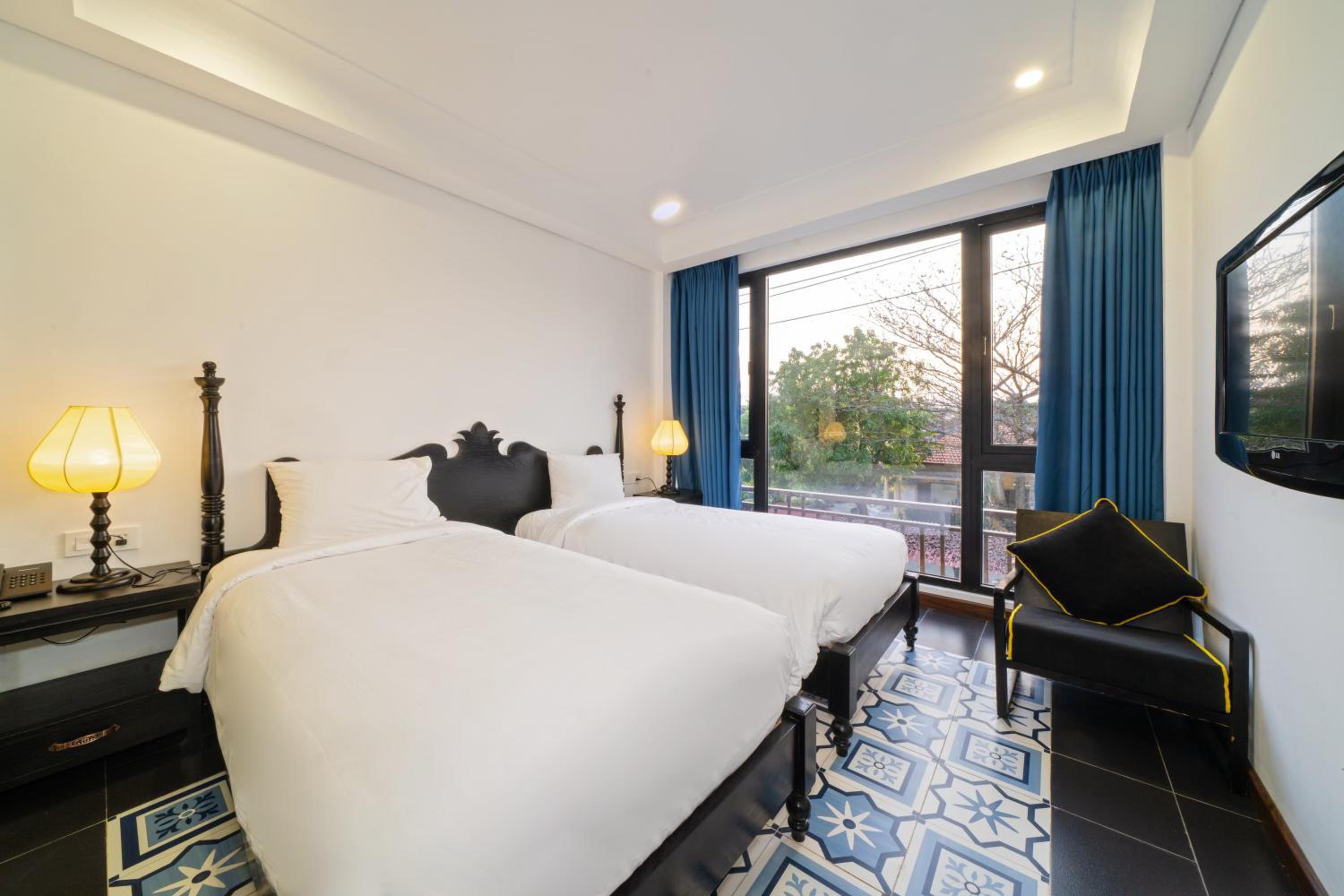Superior Twin Room - Photo 4