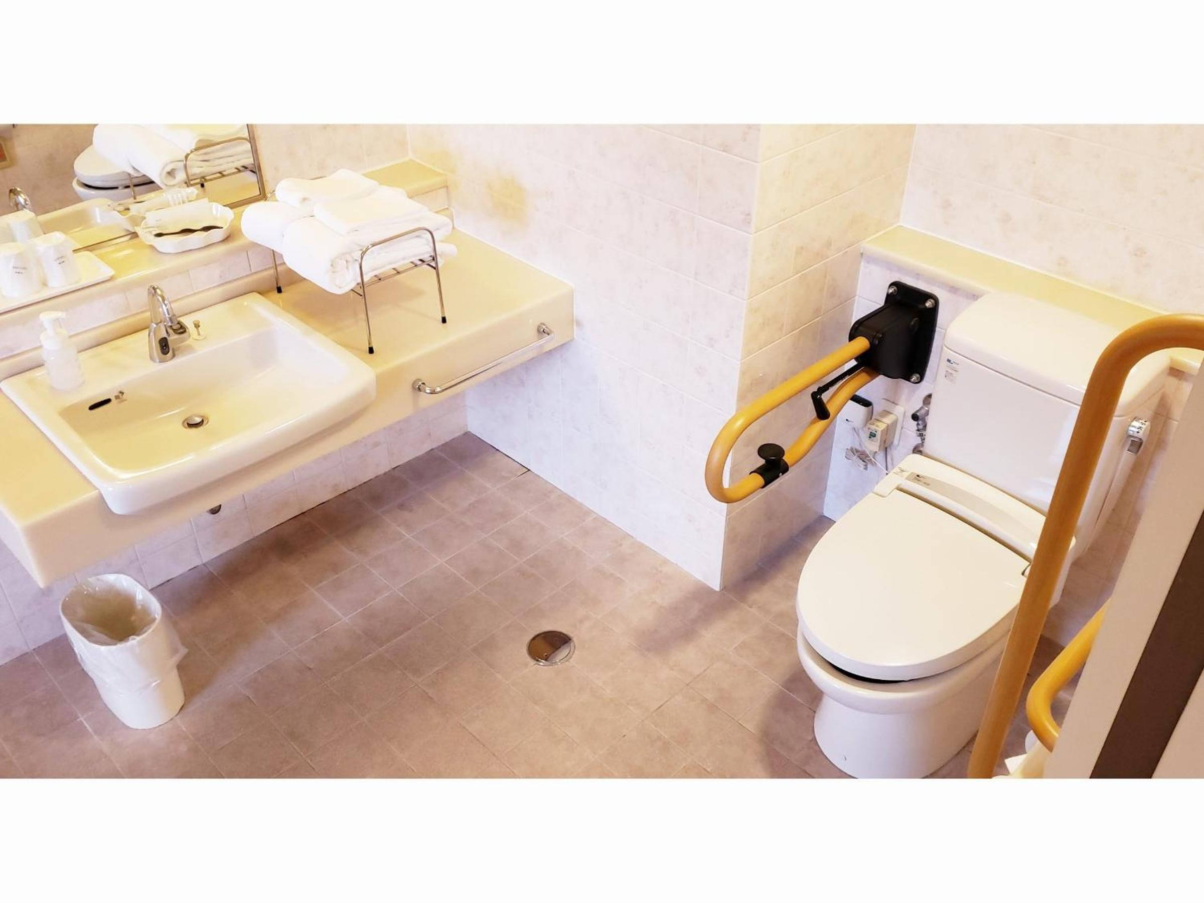 Universal Room - Photo 6