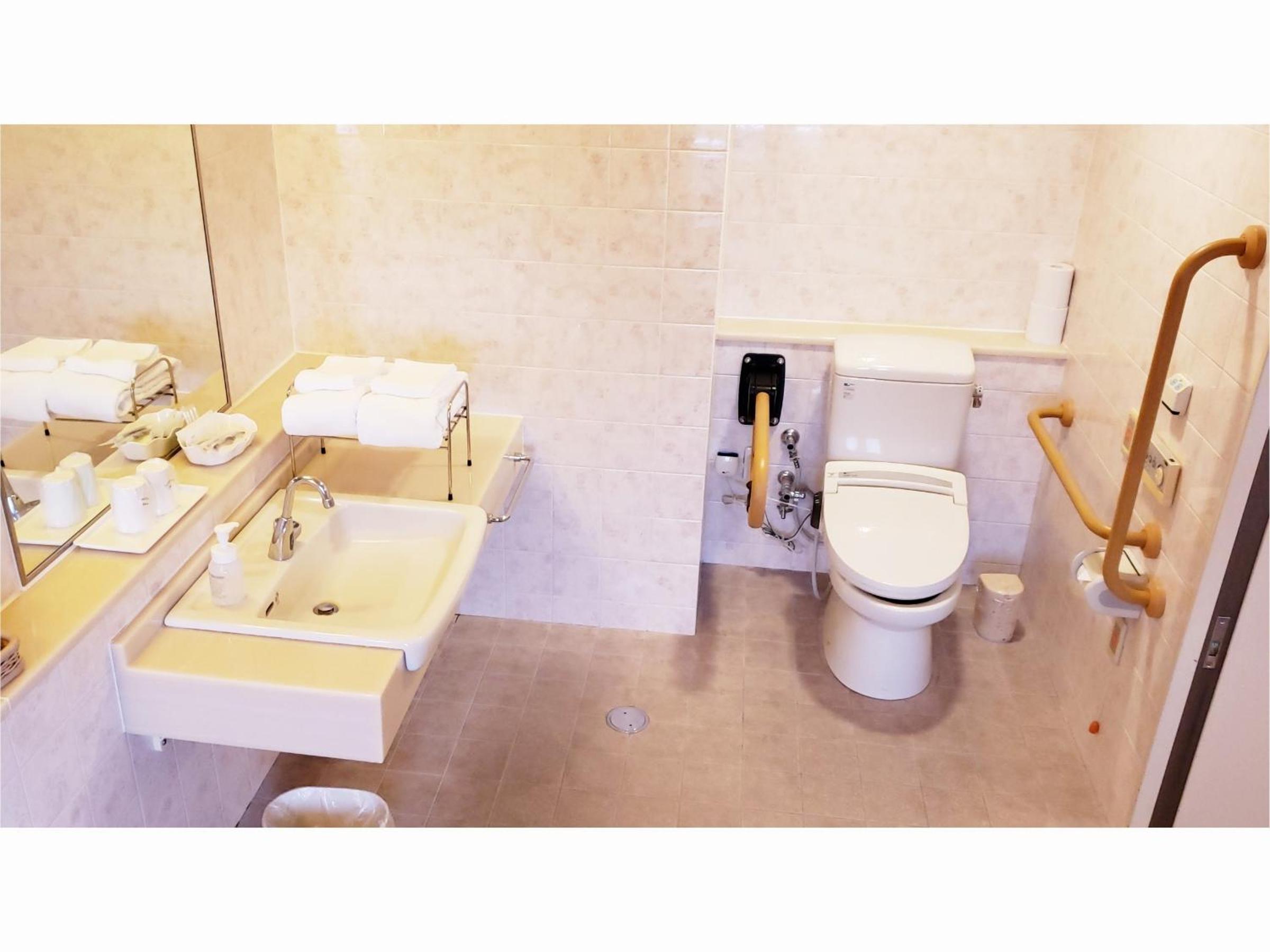 Universal Room - Photo 5
