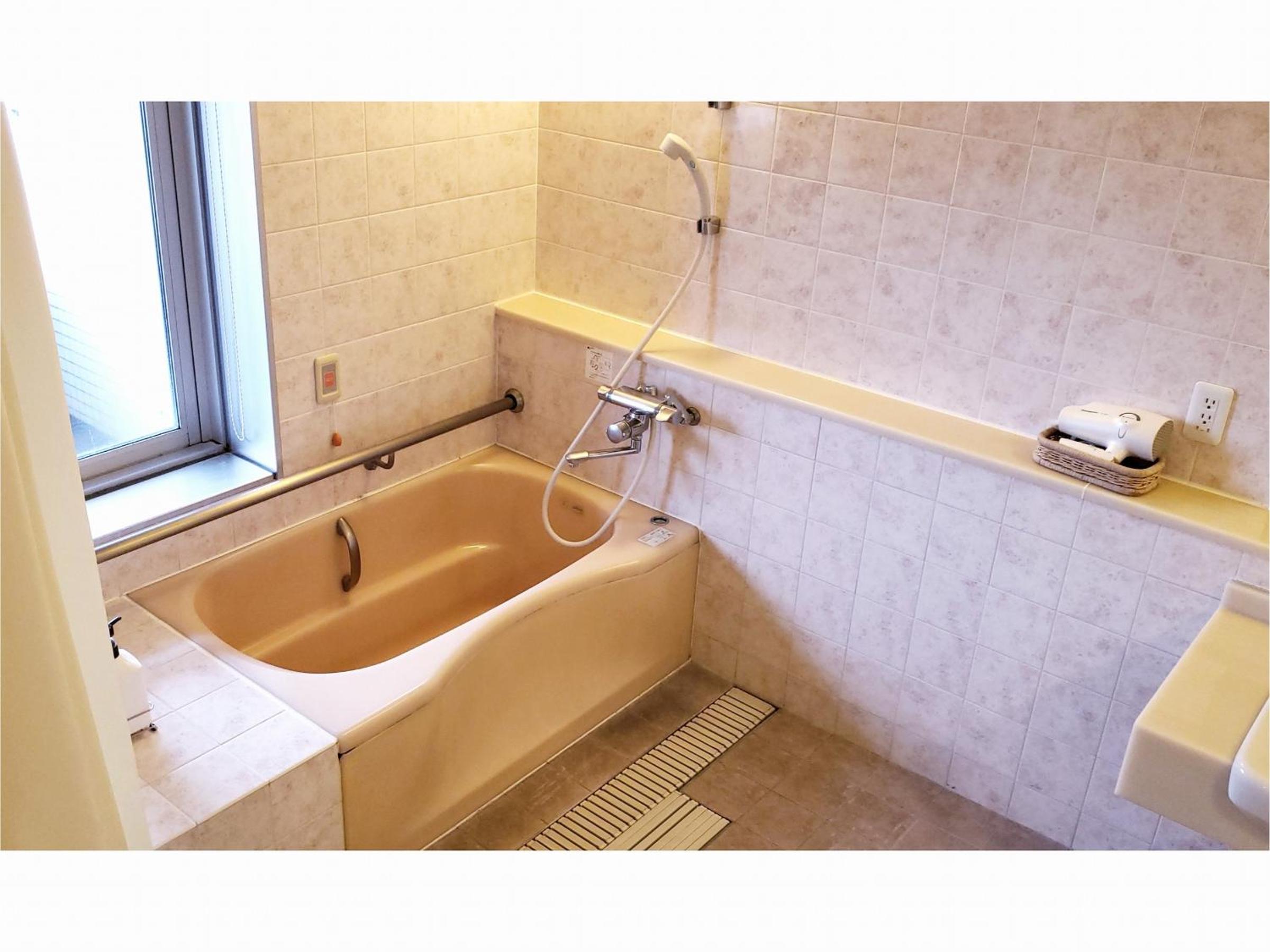 Universal Room - Photo 4