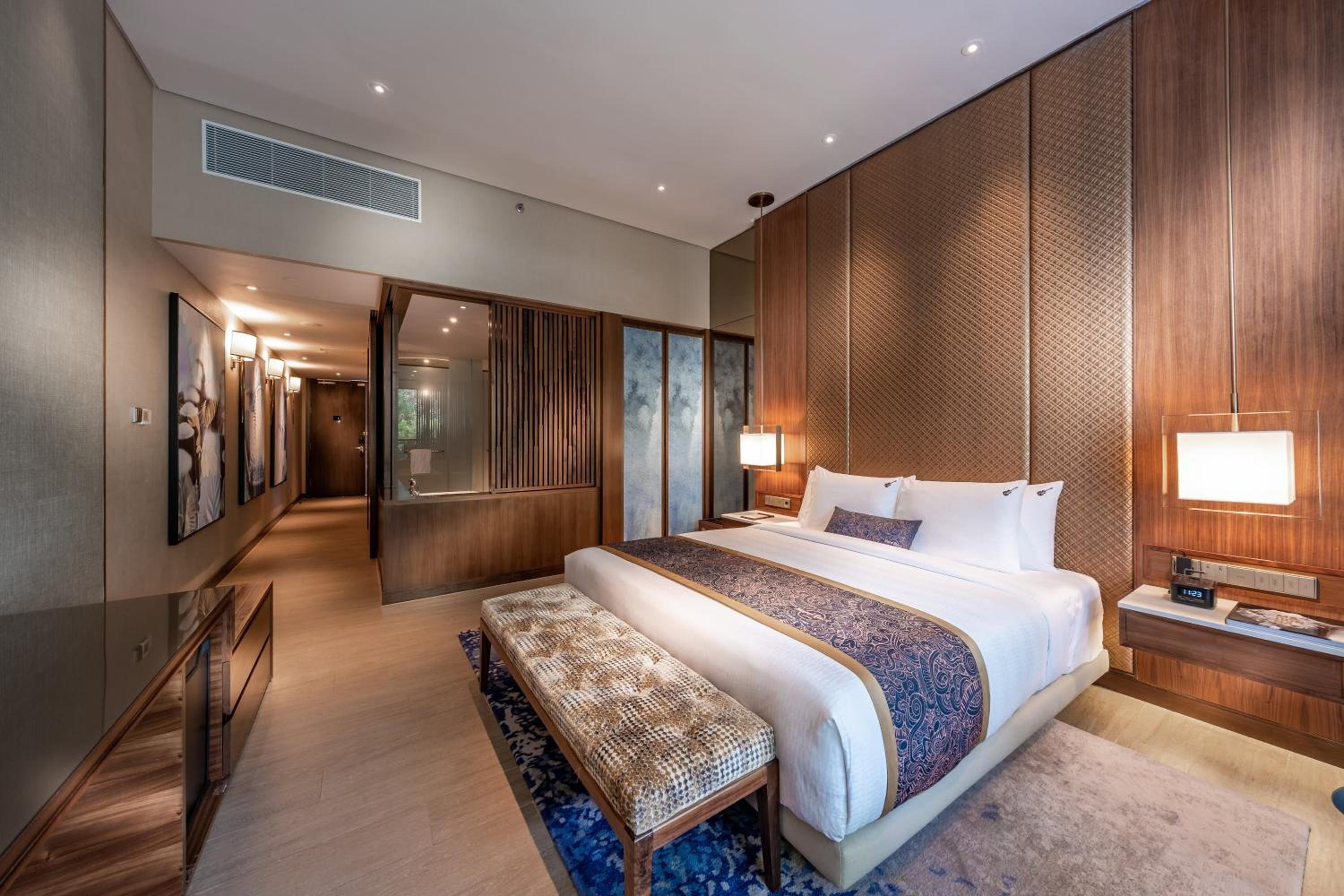 King Suite
