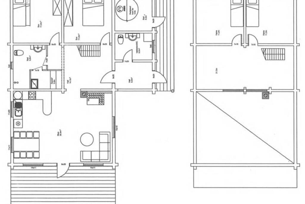 Five-Bedroom House photo 2