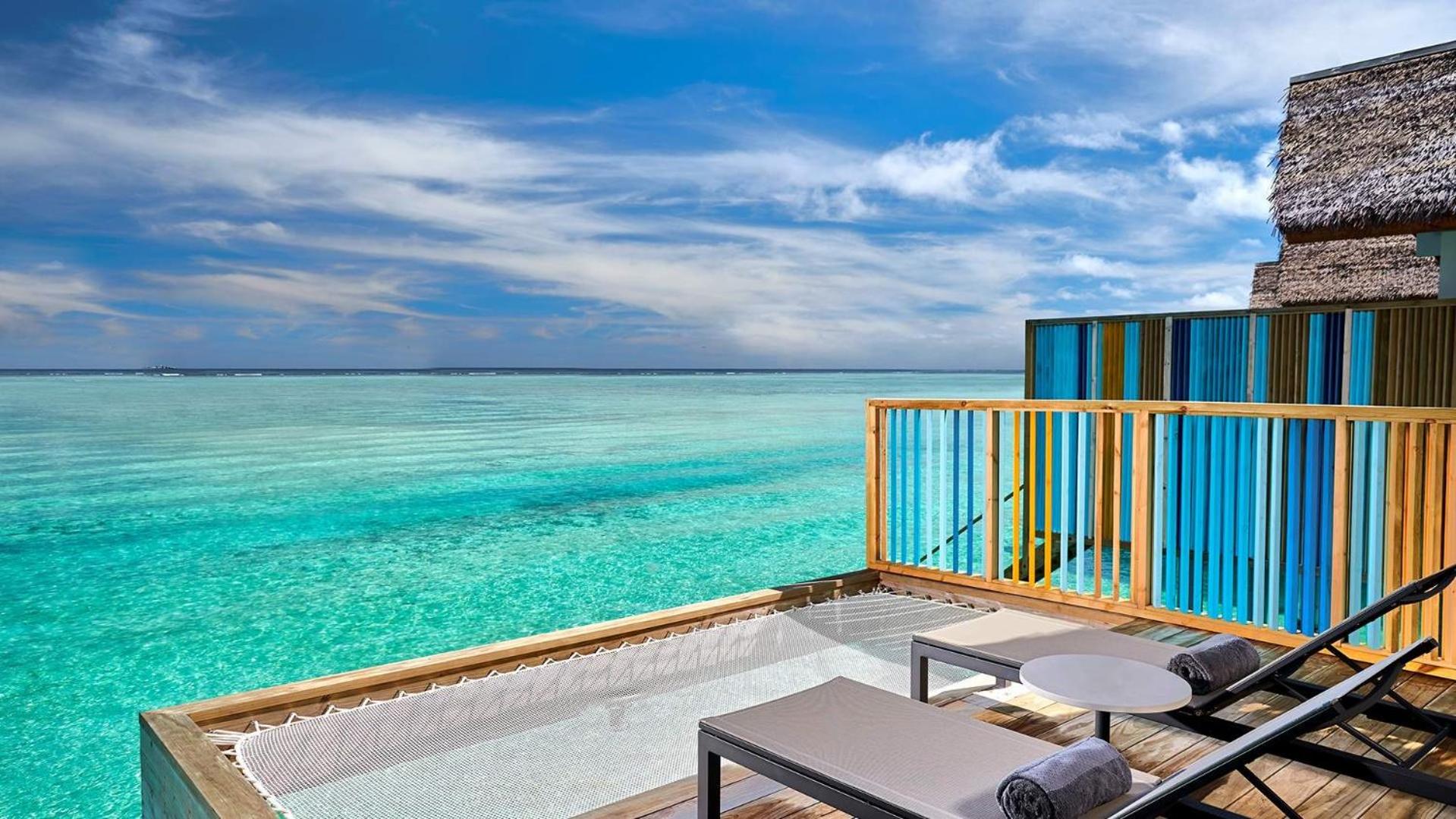 Platinum Overwater Villa - King Bed photo 3
