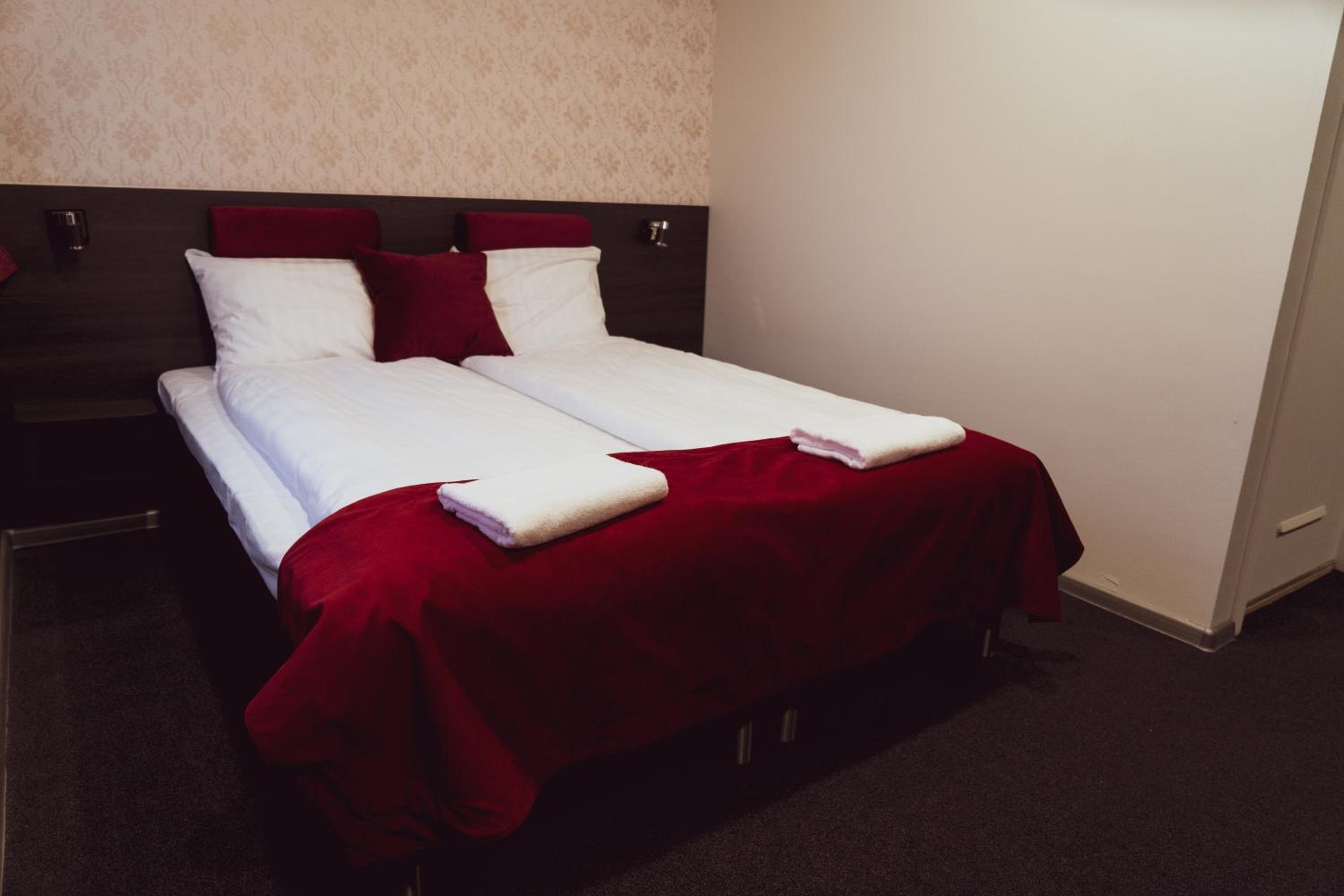 Standard Double Room - Photo 1
