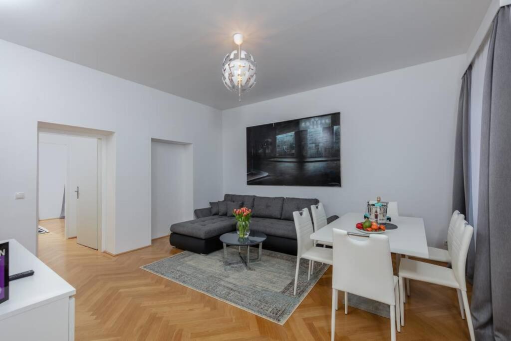 Apartment TOP 8
