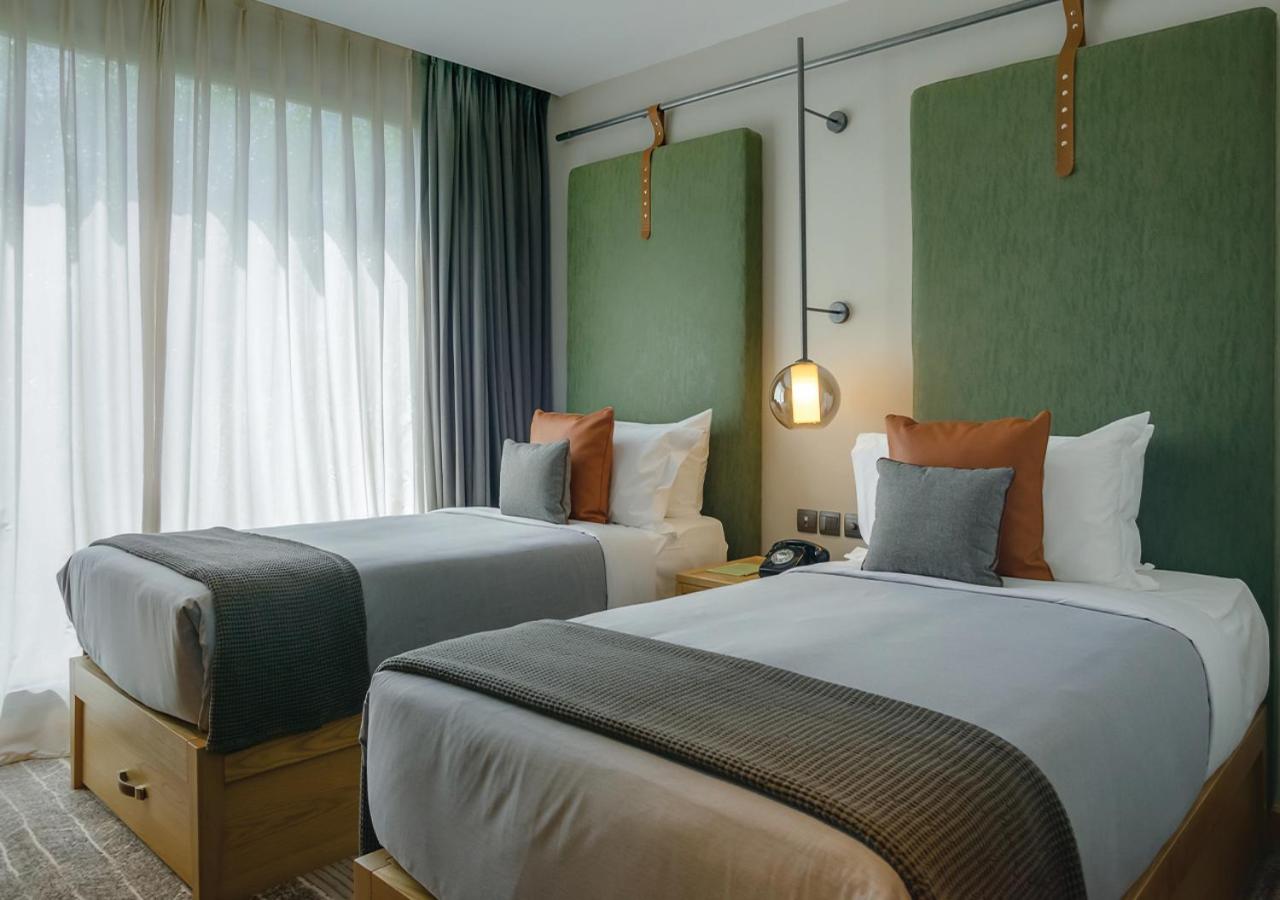 Standard Twin Room - Photo 6