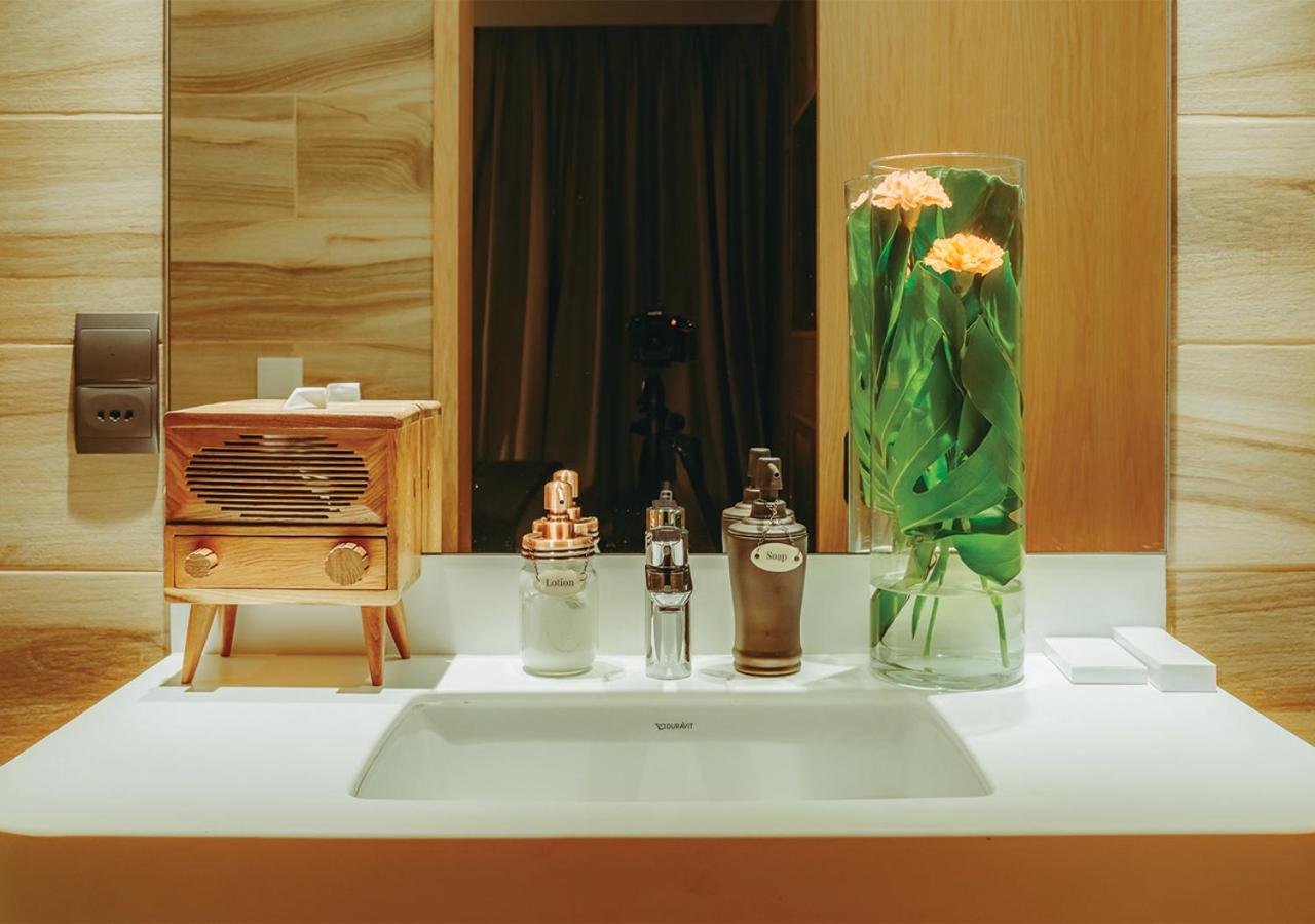 Standard Twin Room - Photo 10