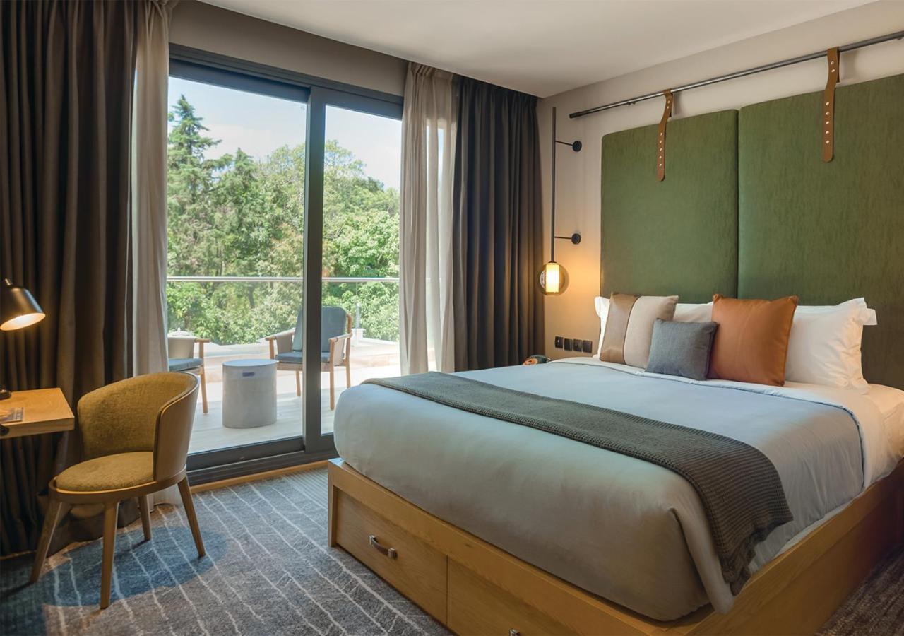 Double Room with Balcony - Photo 5