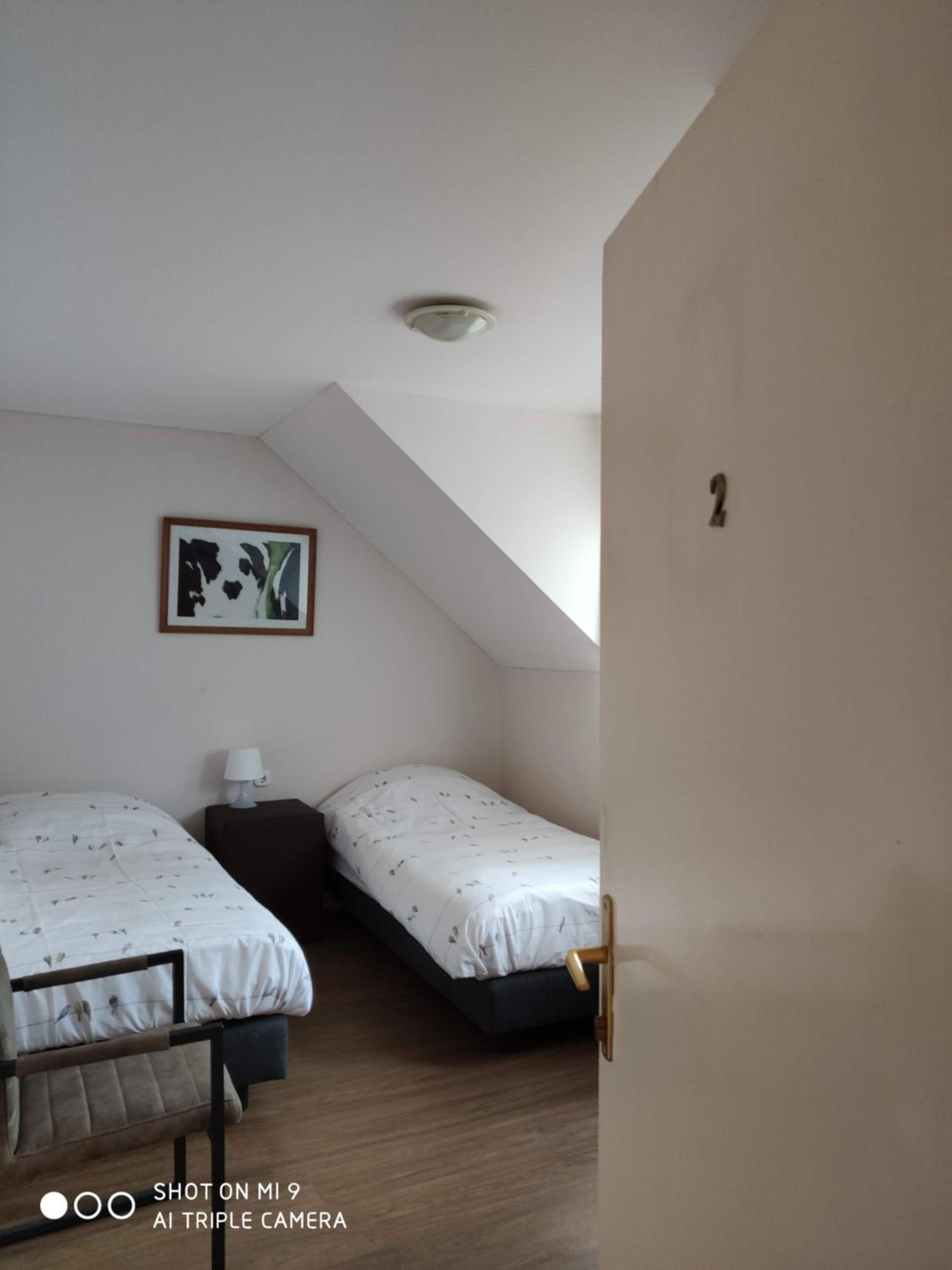 Twin Room with Bathroom photo 1