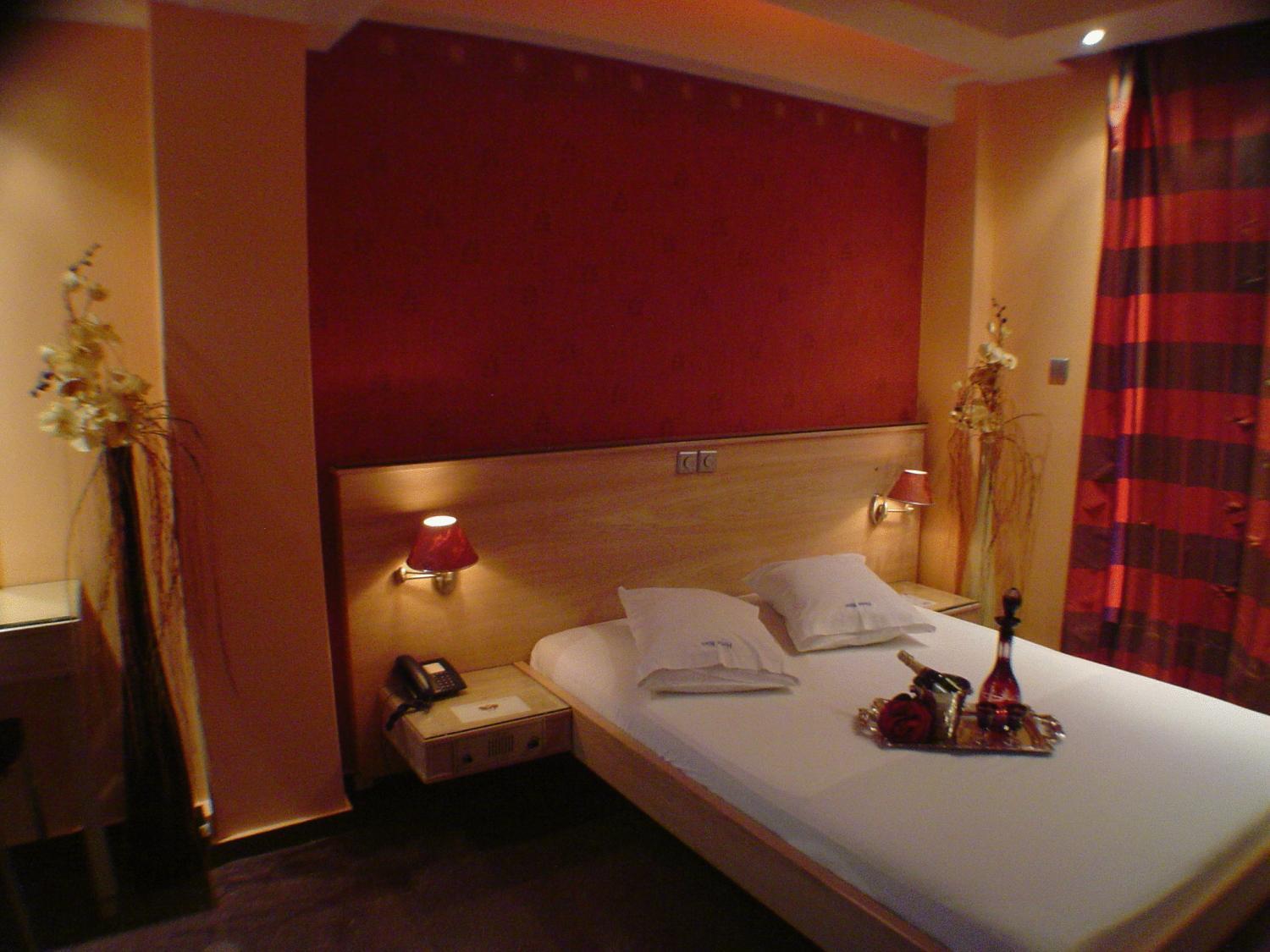 Economy Double Room - Photo 3