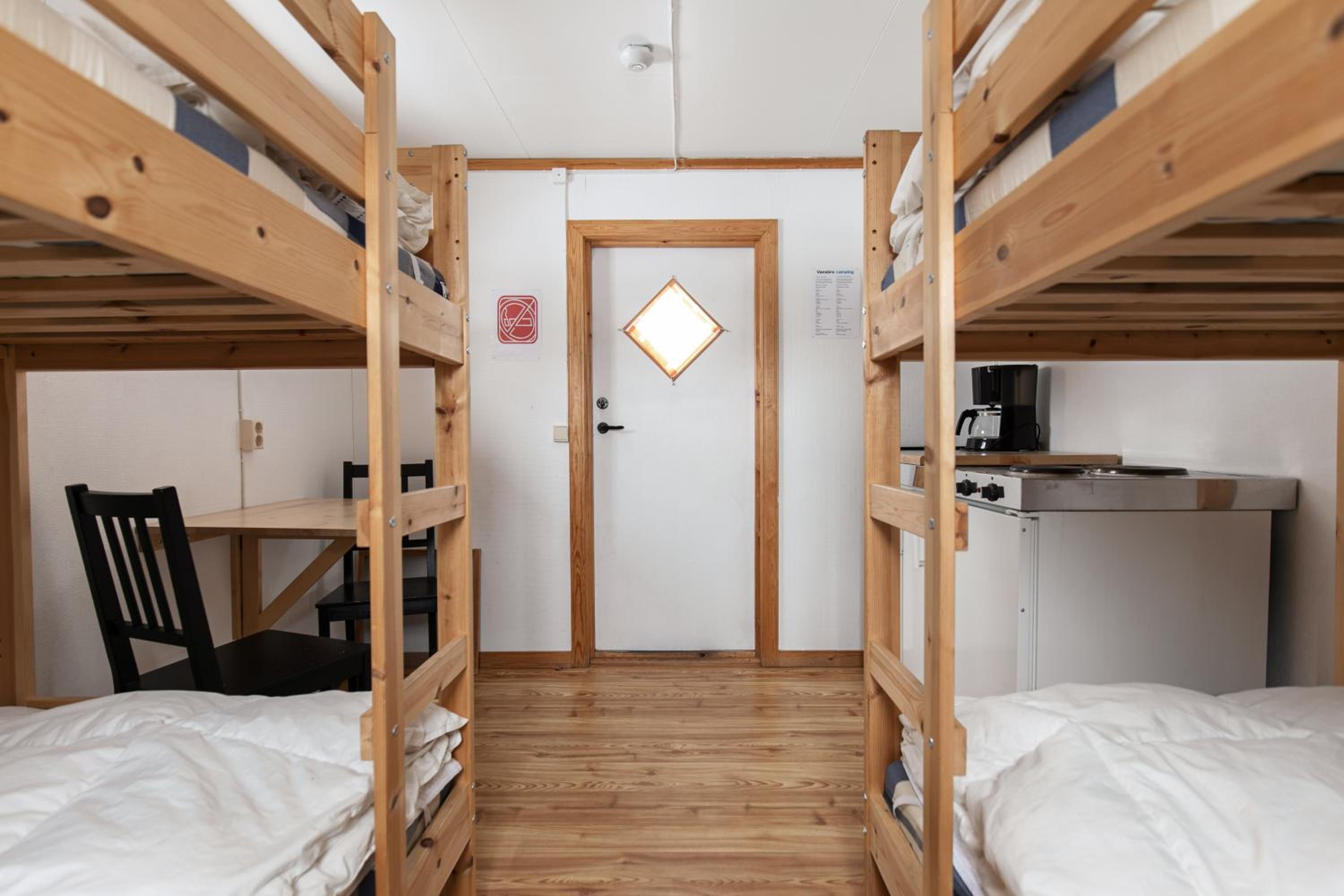 Economy Quadruple Room with Shared Bathroom photo 1